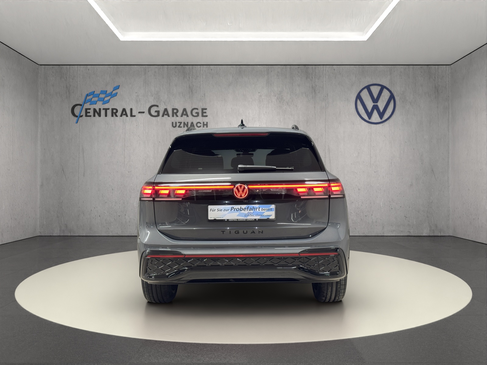 VW Tiguan 2.0 TSI United DSG 4Motion-image-3