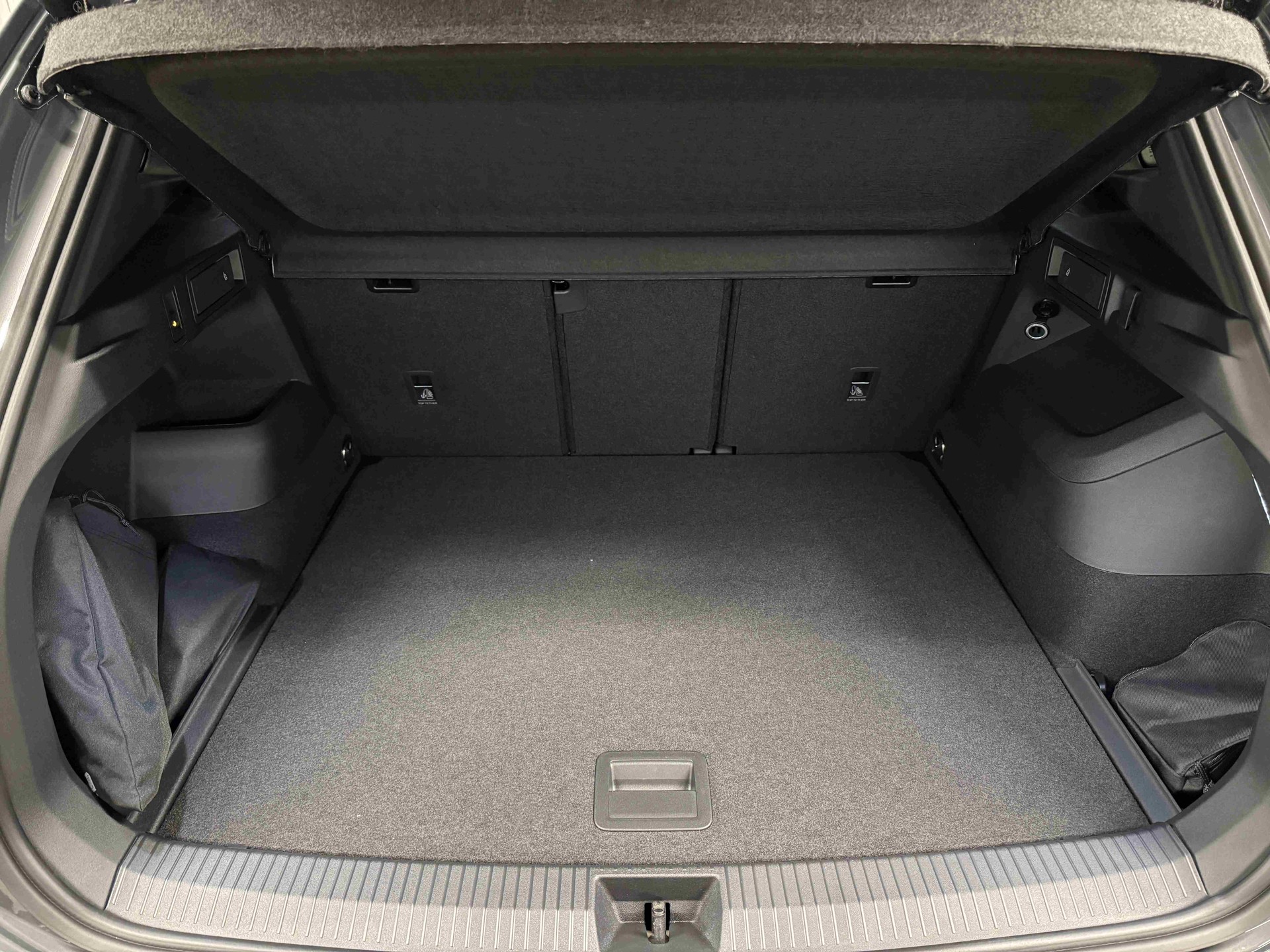 VW Tiguan 2.0 TSI United DSG 4Motion-image-15