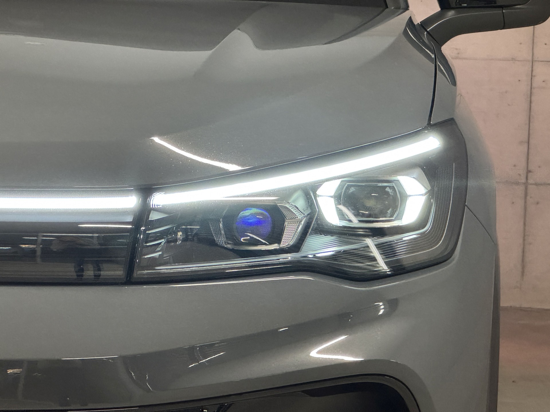 VW Tiguan 2.0 TSI United DSG 4Motion-image-6