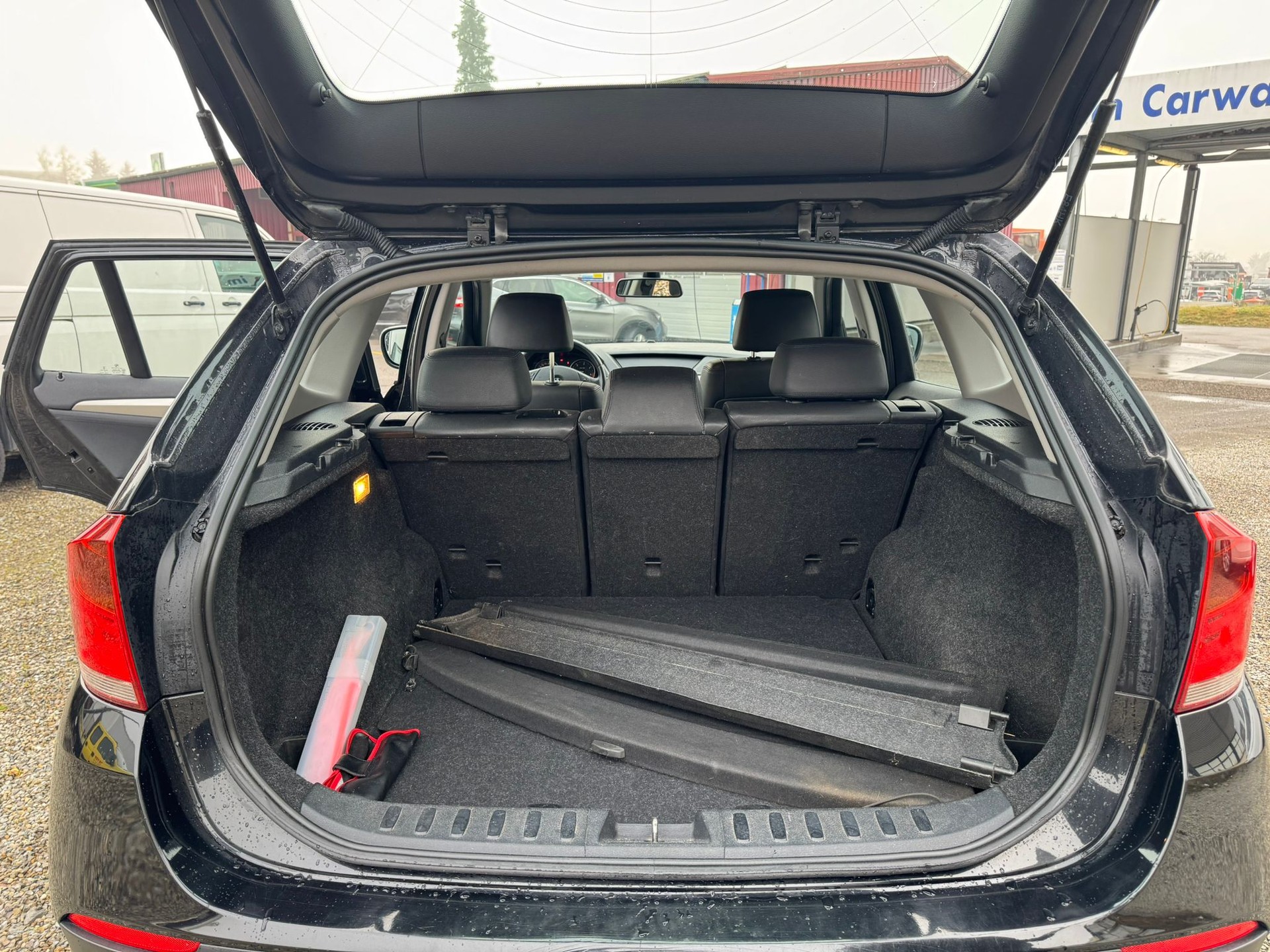 BMW X1 xDrive 20d-image-8