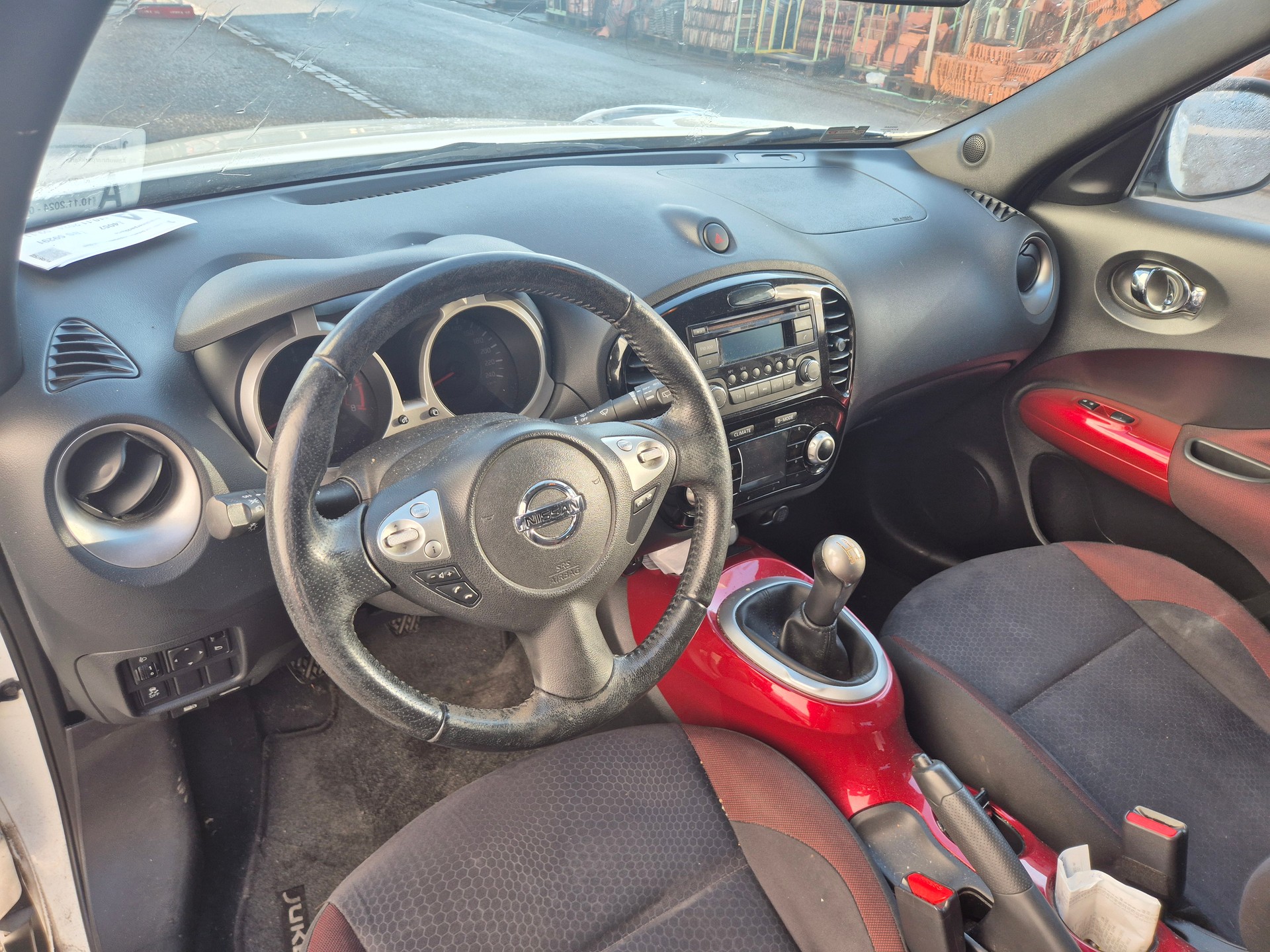 NISSAN Juke 1.6 tekna-image-8