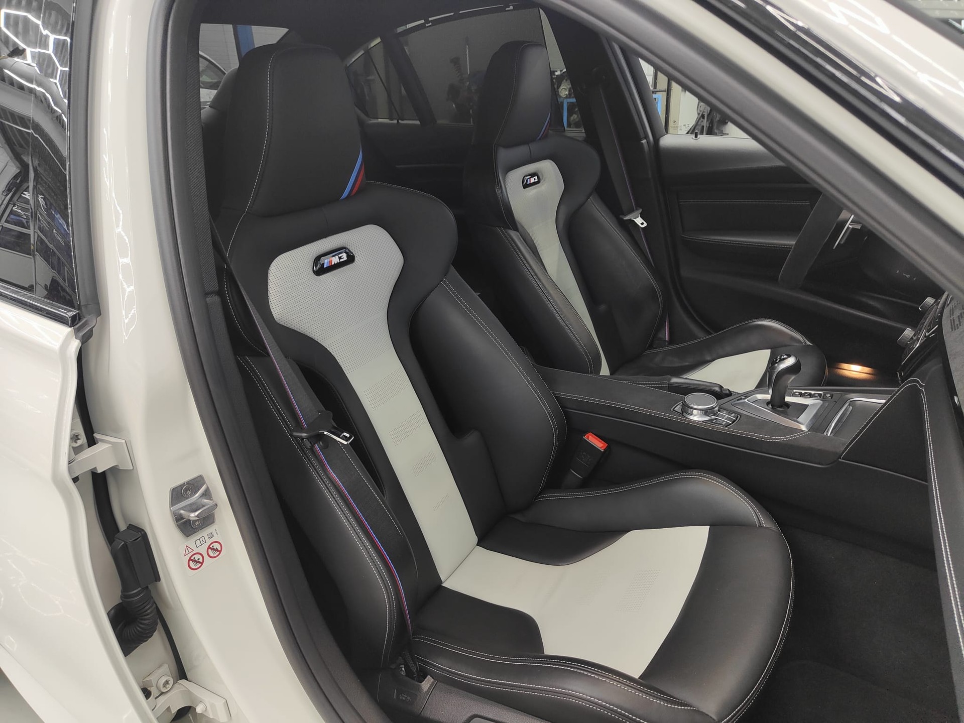 BMW M3 CS Drivelogic-image-9