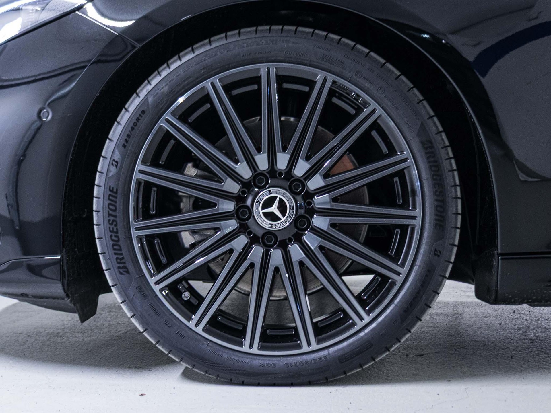 MERCEDES-BENZ CLA 220 4MATIC-image-14