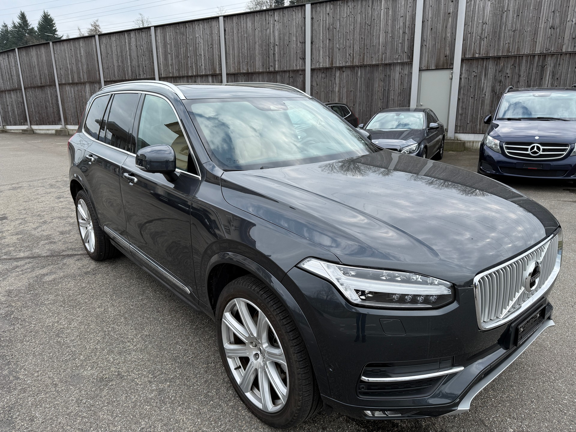 VOLVO XC90 D5 AWD Inscription Geartronic-image-6