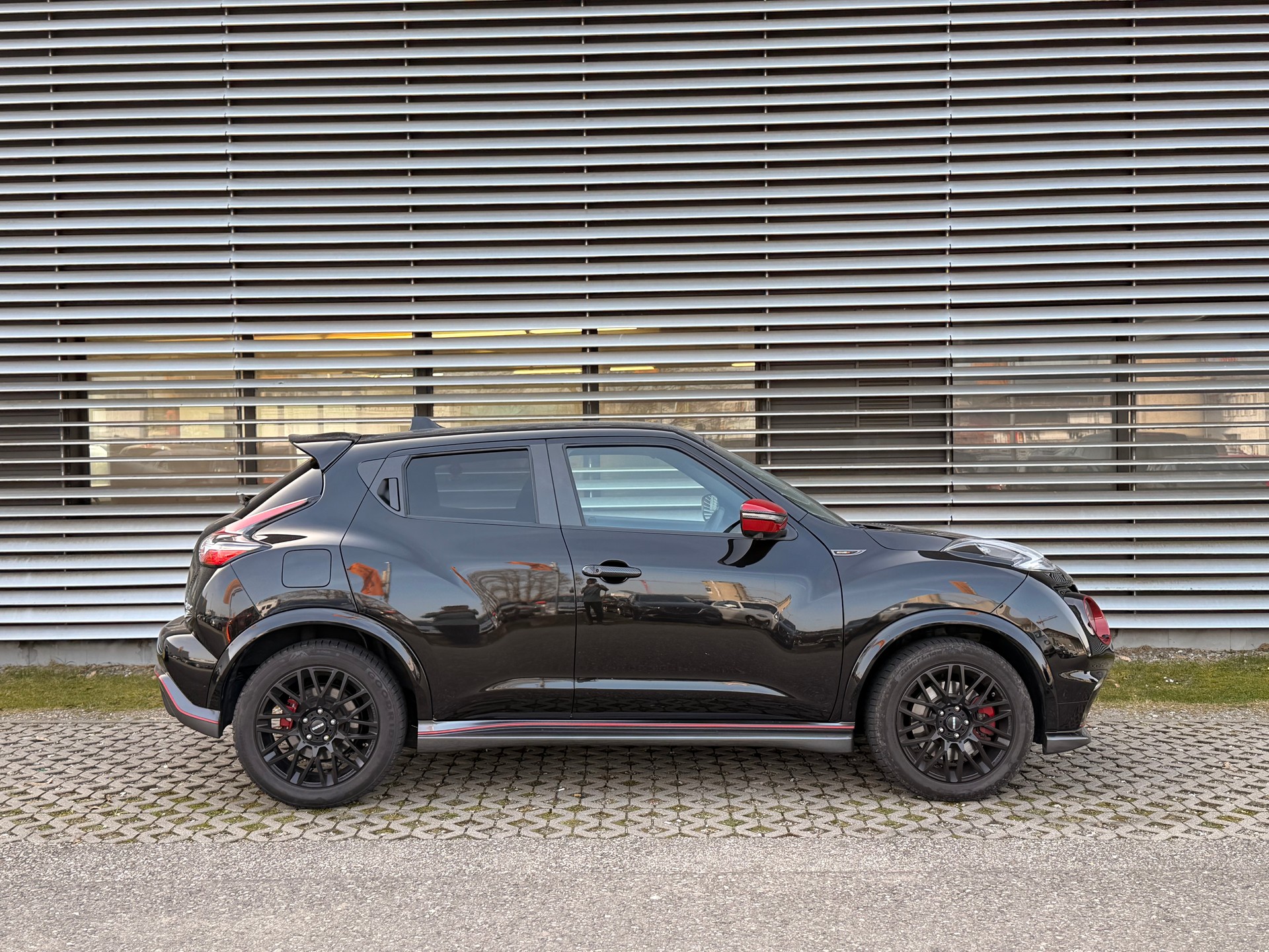 NISSAN Juke 1.6 DIG-T Nismo RS 4x4 Xtronic M-CVT-image-2