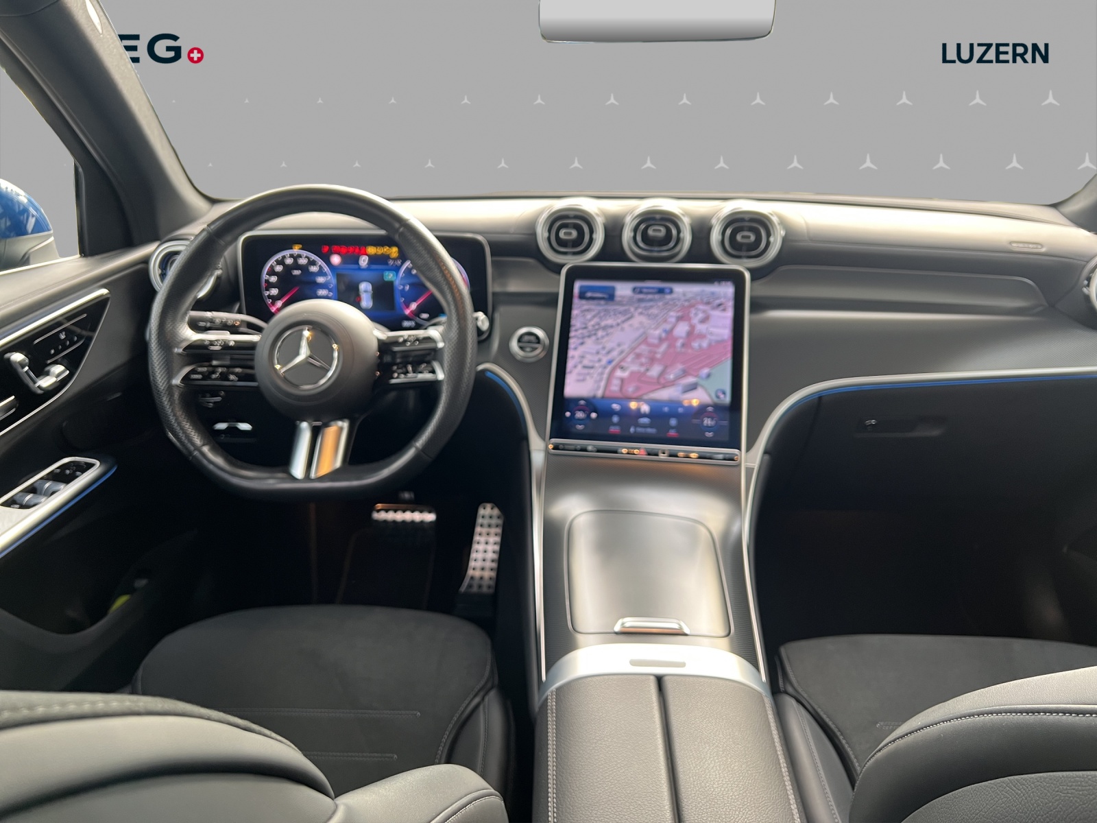 MERCEDES-BENZ GLC 220 d 4Matic 9G-Tronic-image-10