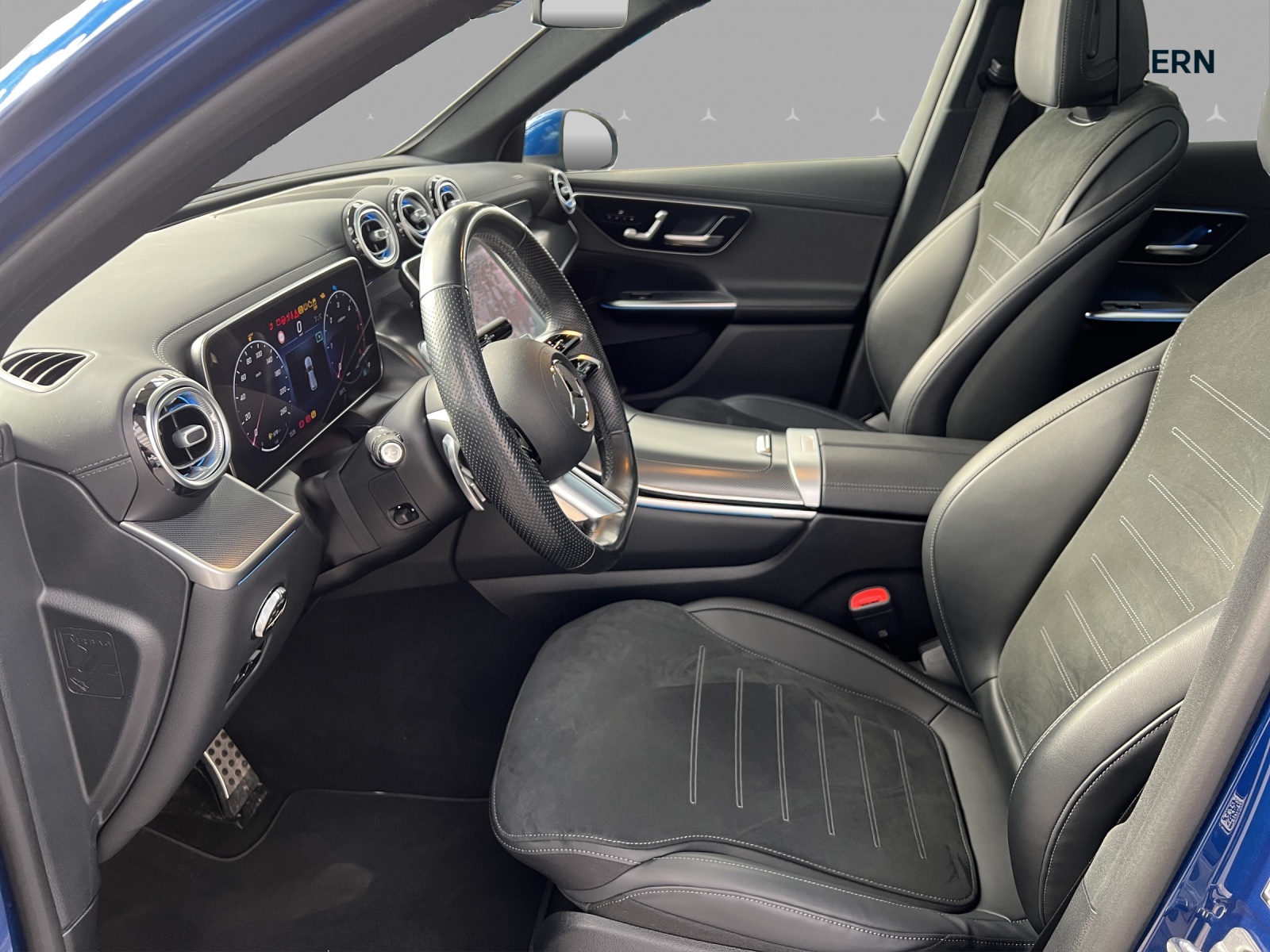 MERCEDES-BENZ GLC 220 d 4Matic 9G-Tronic-image-7
