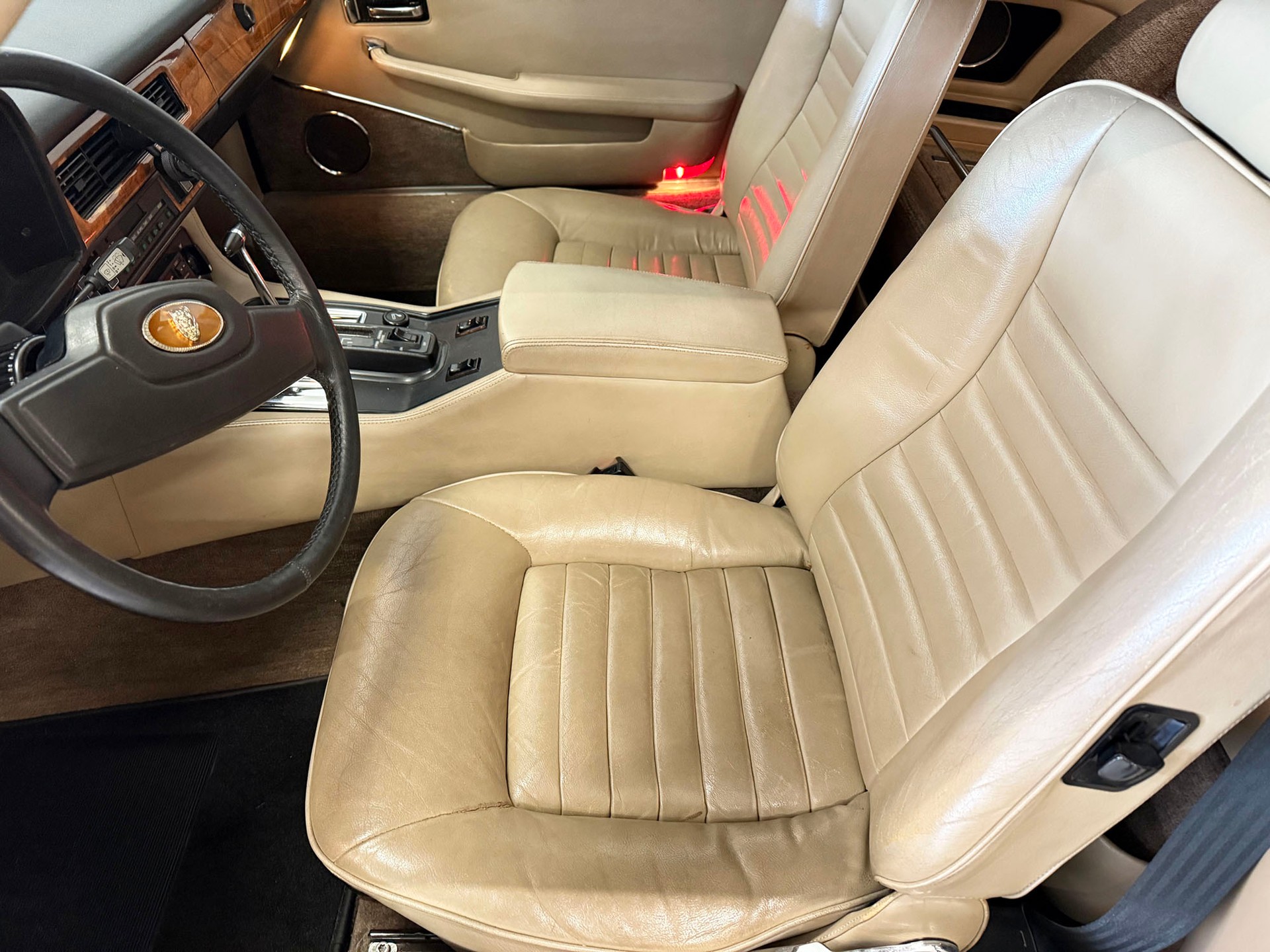 JAGUAR XJS 5.3 V12 Convertible | Vétéran-image-9