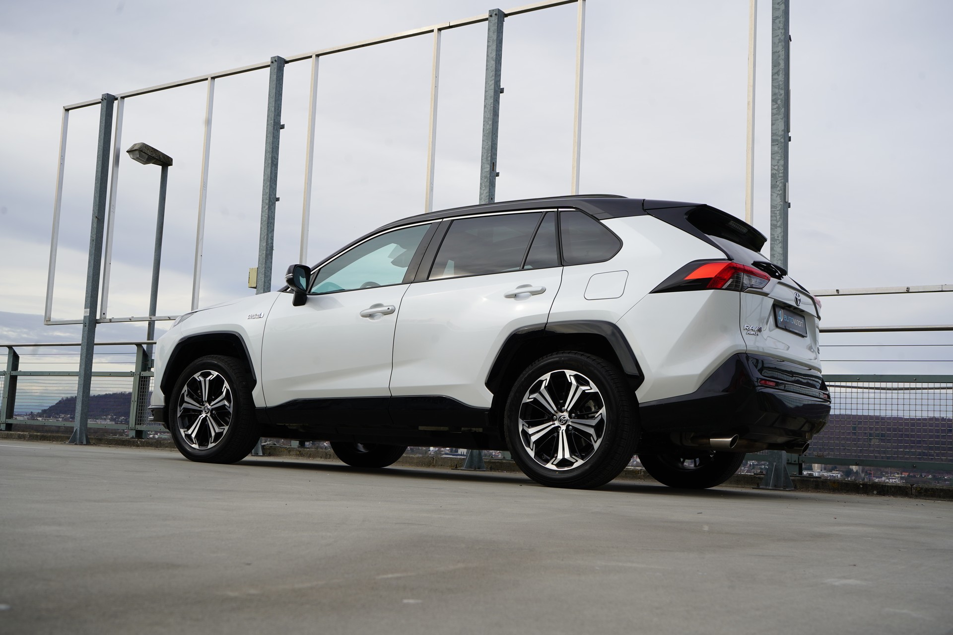 TOYOTA RAV-4 2.5 PHEV GR SPORT E-CVT 4WD l 306 PS-image-12
