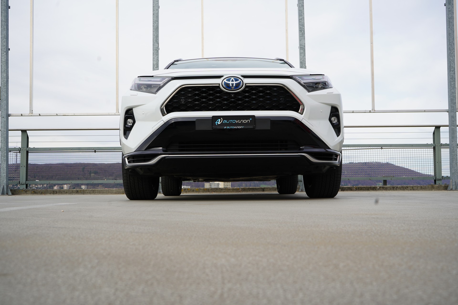 TOYOTA RAV-4 2.5 PHEV GR SPORT E-CVT 4WD l 306 PS-image-14