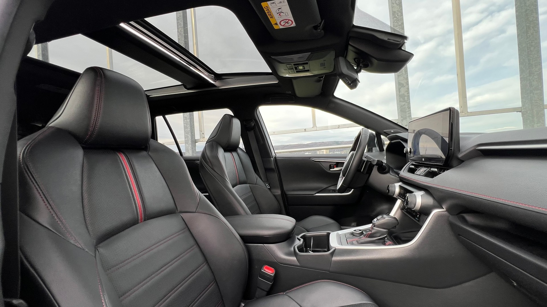 TOYOTA RAV-4 2.5 PHEV GR SPORT E-CVT 4WD l 306 PS-image-22