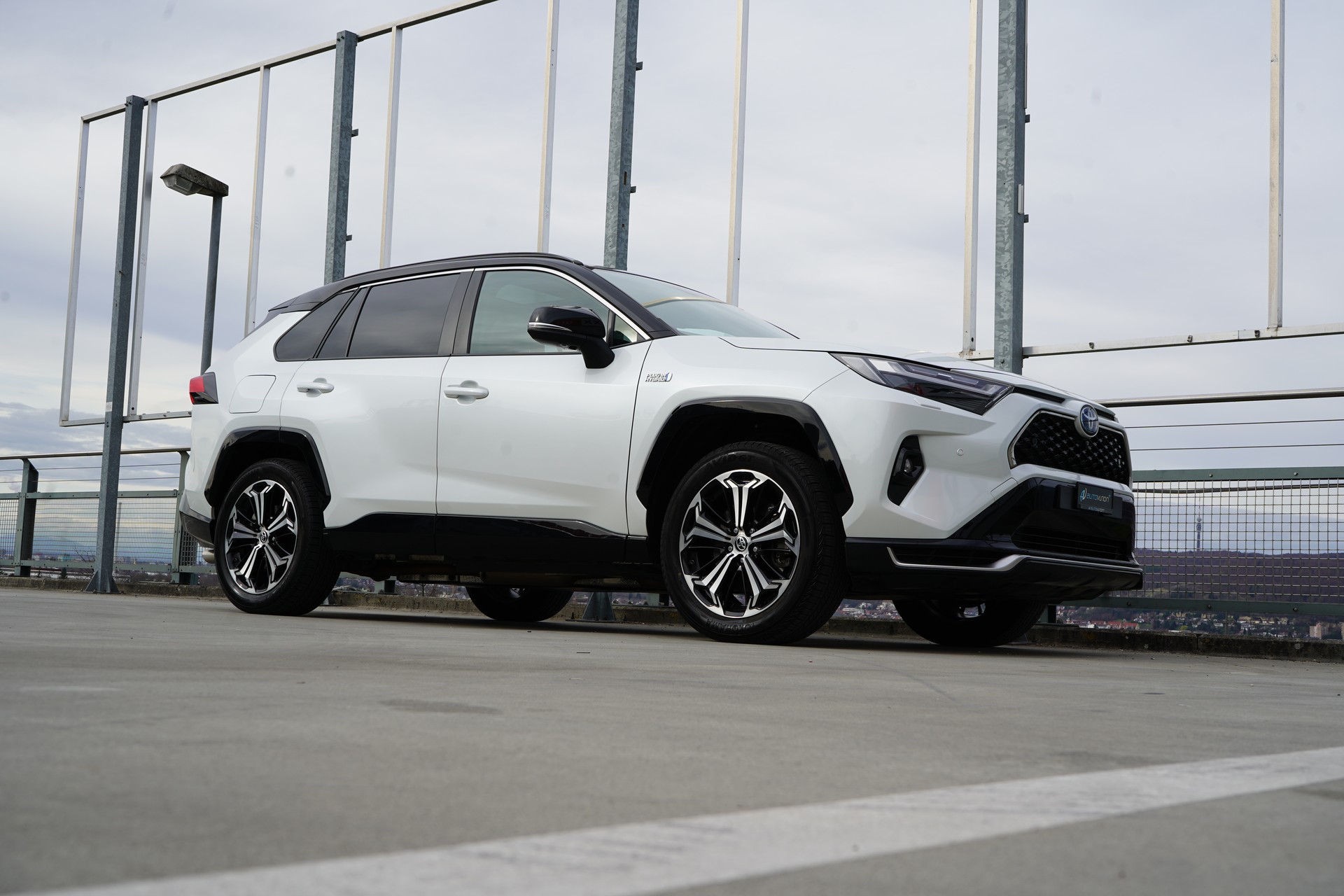 TOYOTA RAV-4 2.5 PHEV GR SPORT E-CVT 4WD l 306 PS-image-8