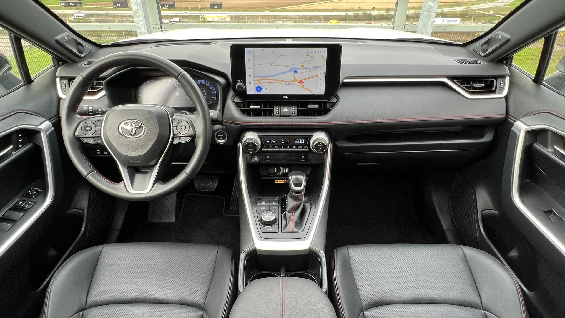 TOYOTA RAV-4 2.5 PHEV GR SPORT E-CVT 4WD l 306 PS-image-19
