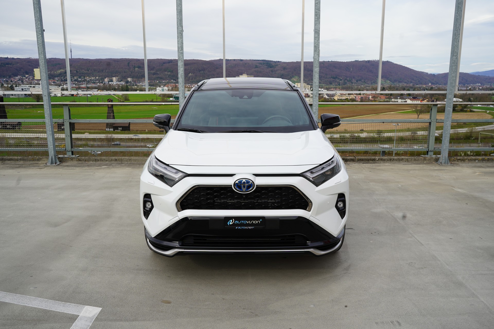 TOYOTA RAV-4 2.5 PHEV GR SPORT E-CVT 4WD l 306 PS-image-13