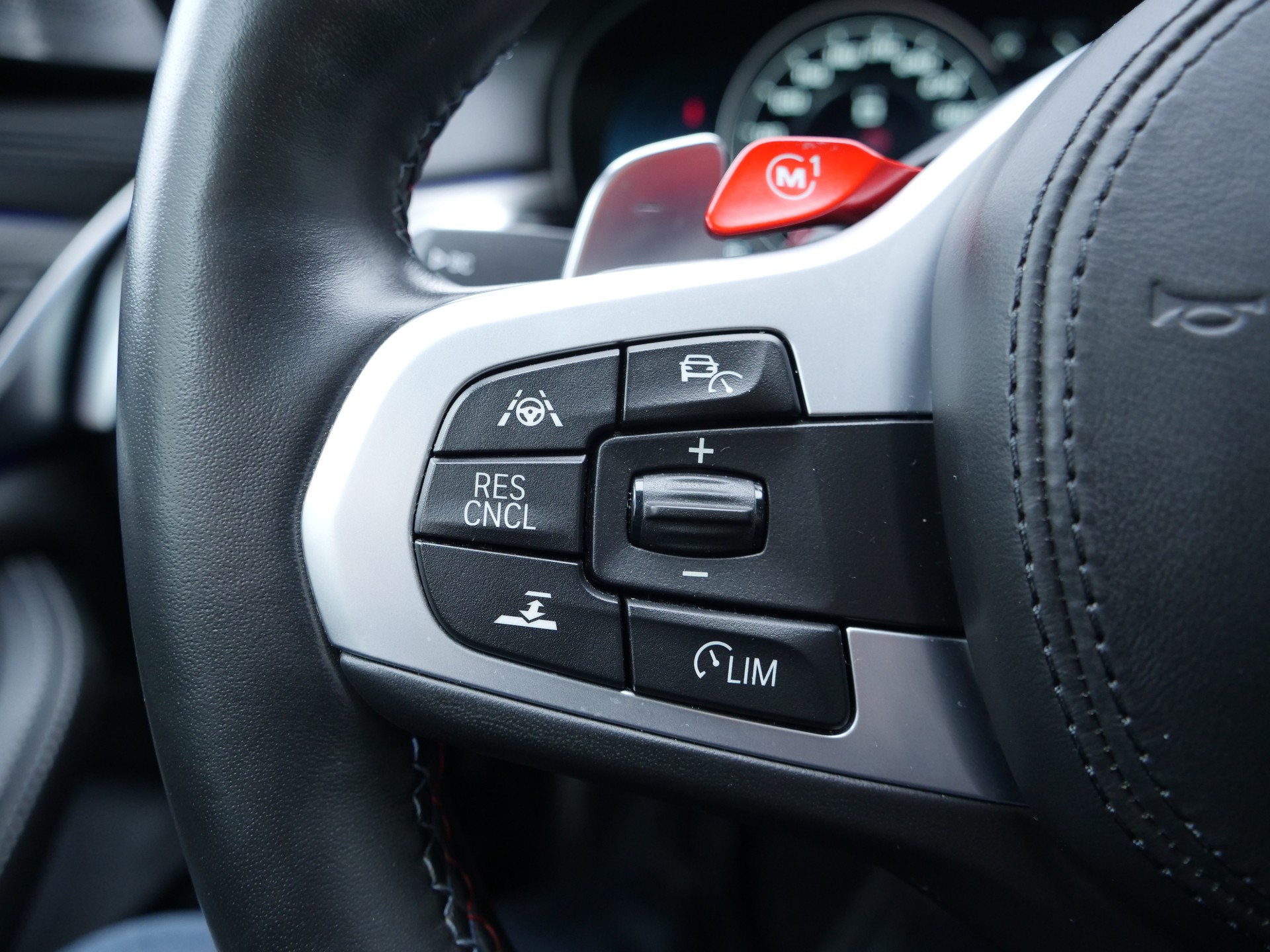 BMW M5 xDrive Drivelogic-image-12