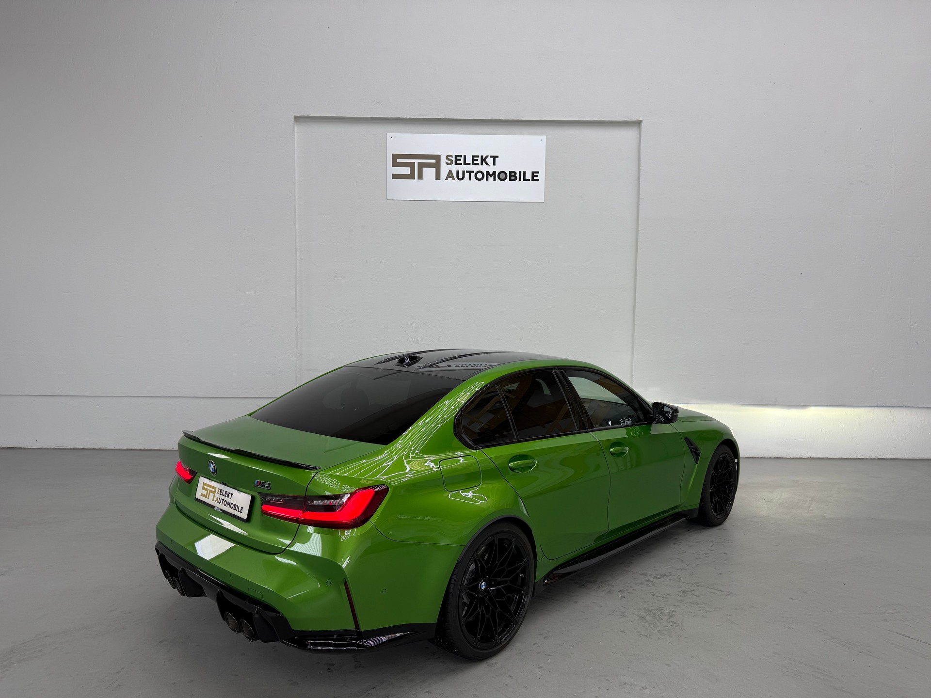 BMW M3 Competition M xDrive | Java Grün Met.-image-5