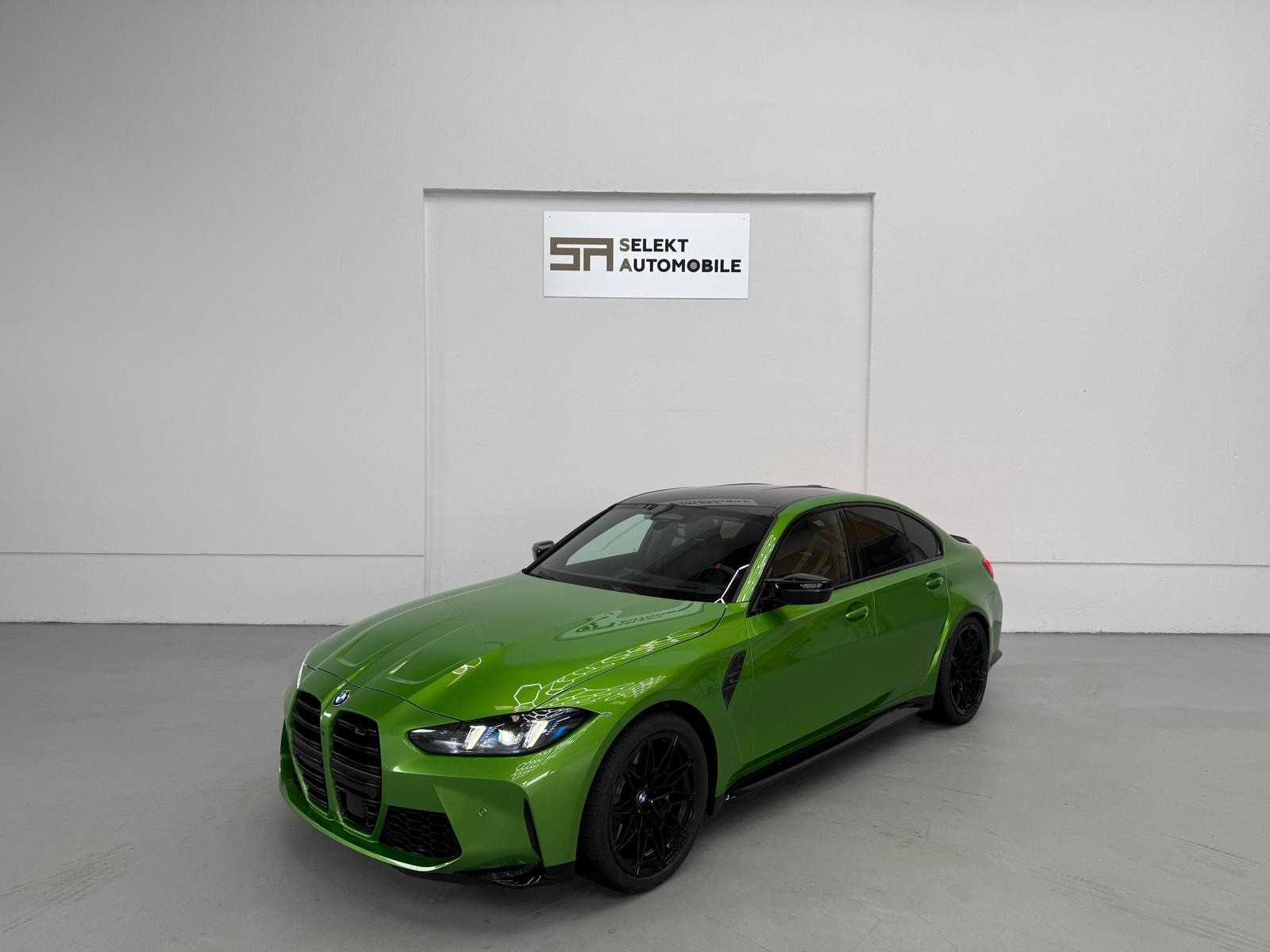 BMW M3 Competition M xDrive | Java Grün Met.-image-0