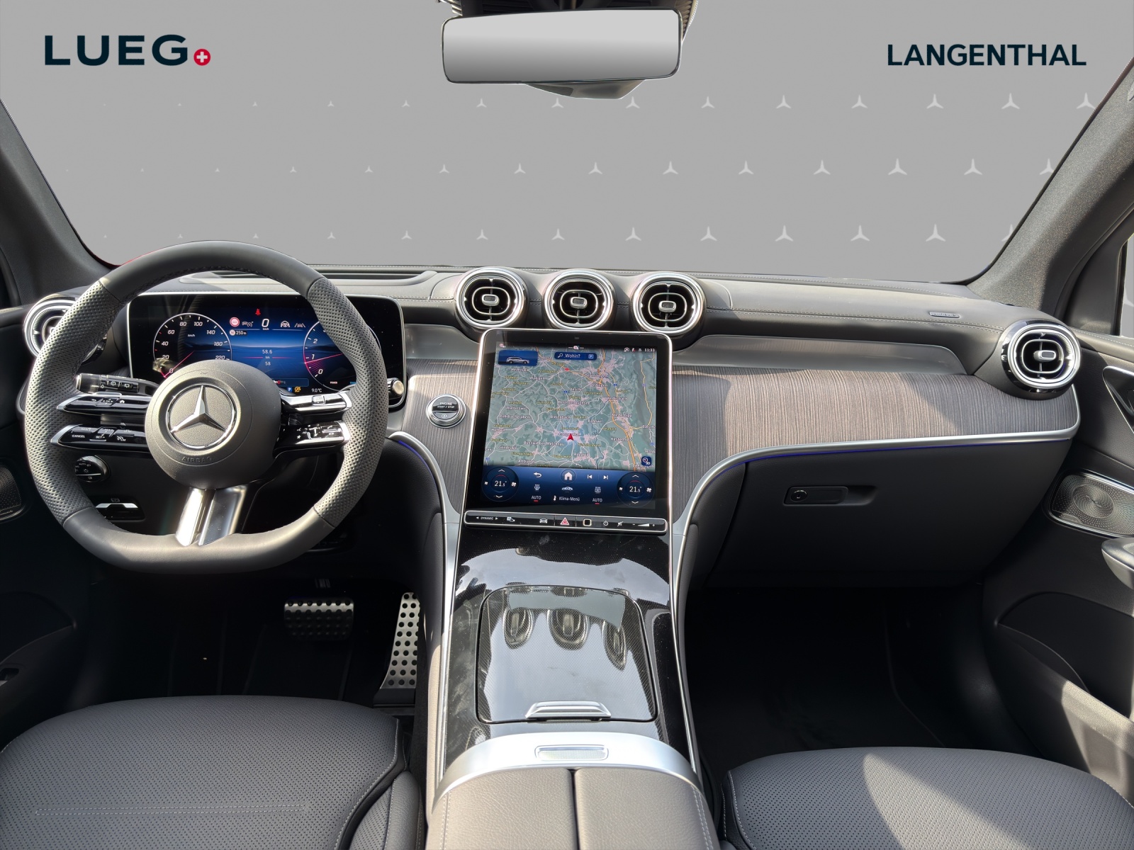 MERCEDES-BENZ GLC 300 4Matic 9G-Tronic-image-10