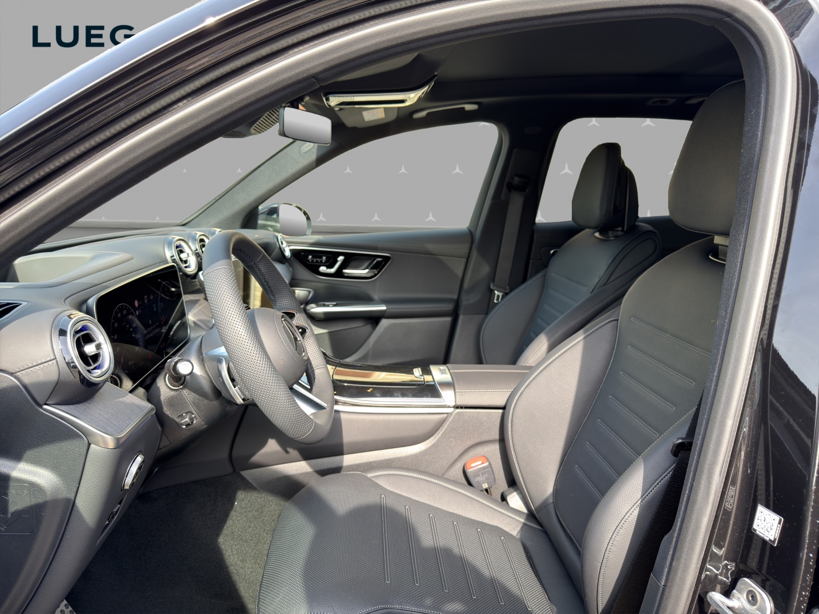 MERCEDES-BENZ GLC 300 4Matic 9G-Tronic-image-7
