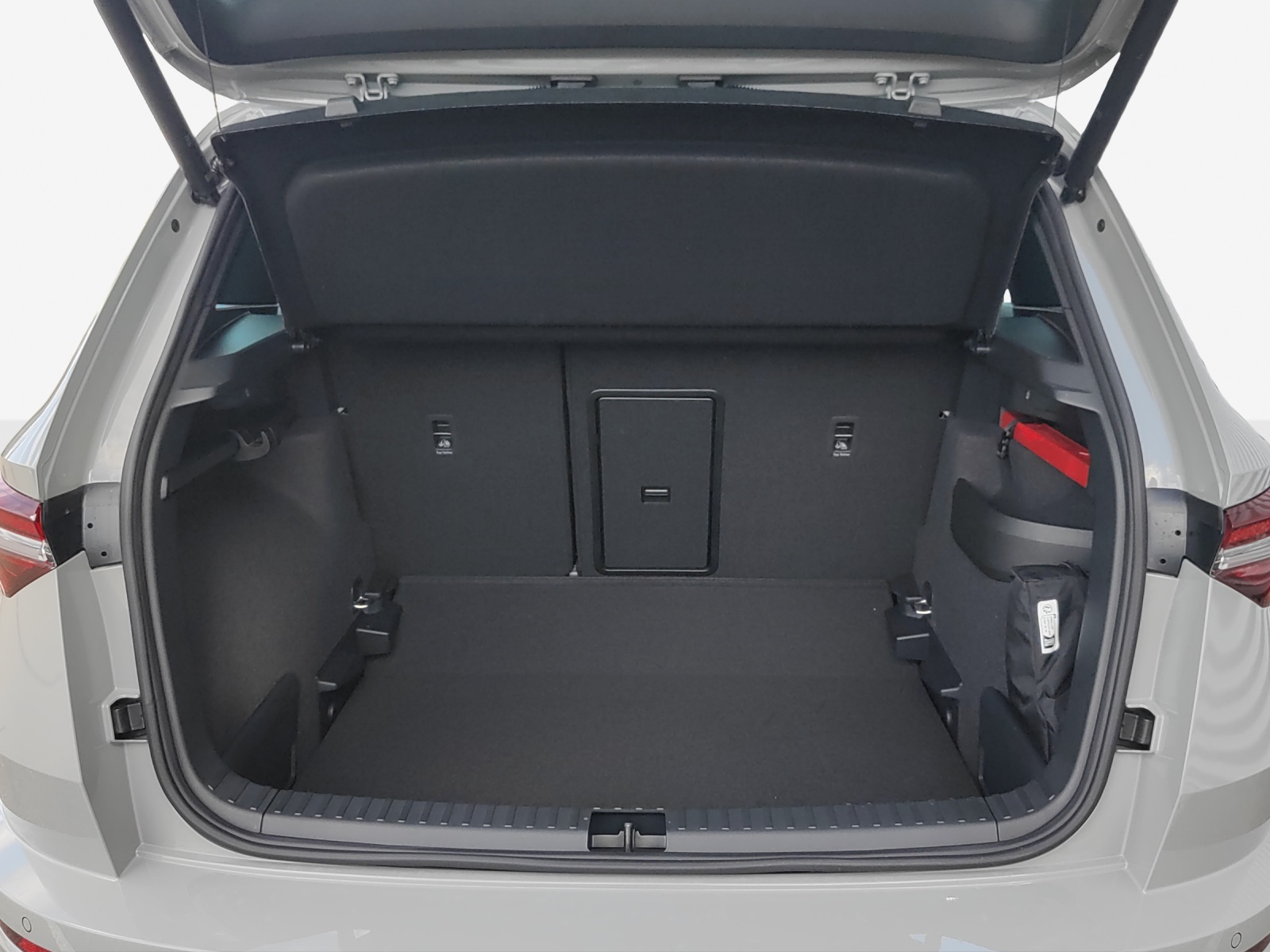 SKODA Karoq 2.0 TSI Dynamic Limited Edition 4x4 DSG-image-12