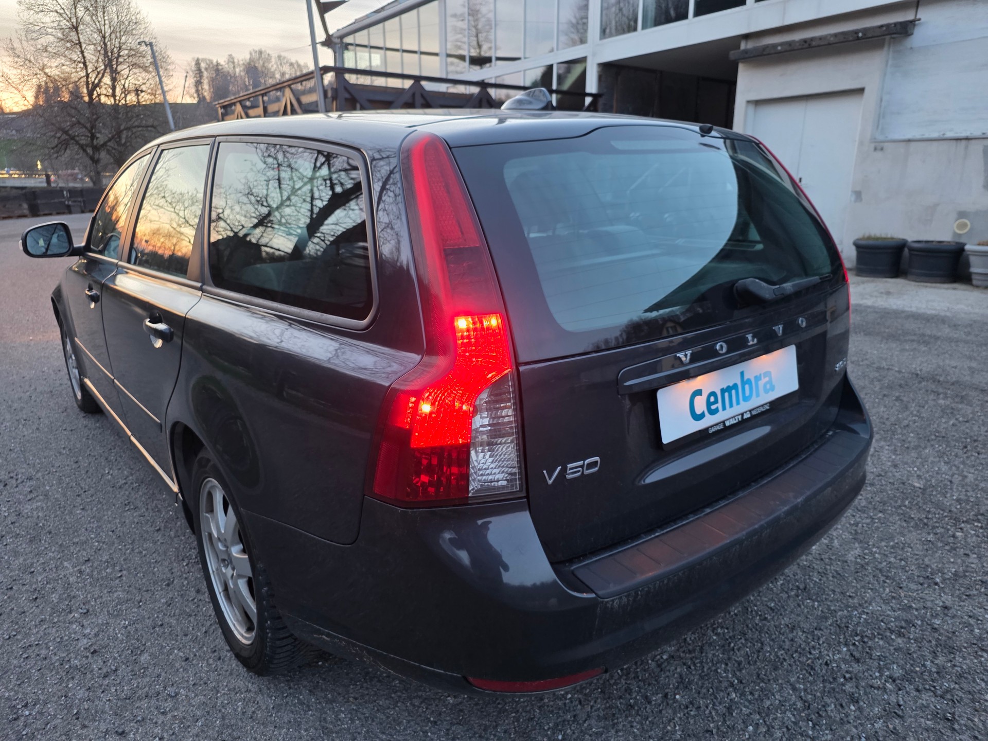 VOLVO V50 2.0D ☆☆☆ Exportfahrzeug ☆☆☆-image-4