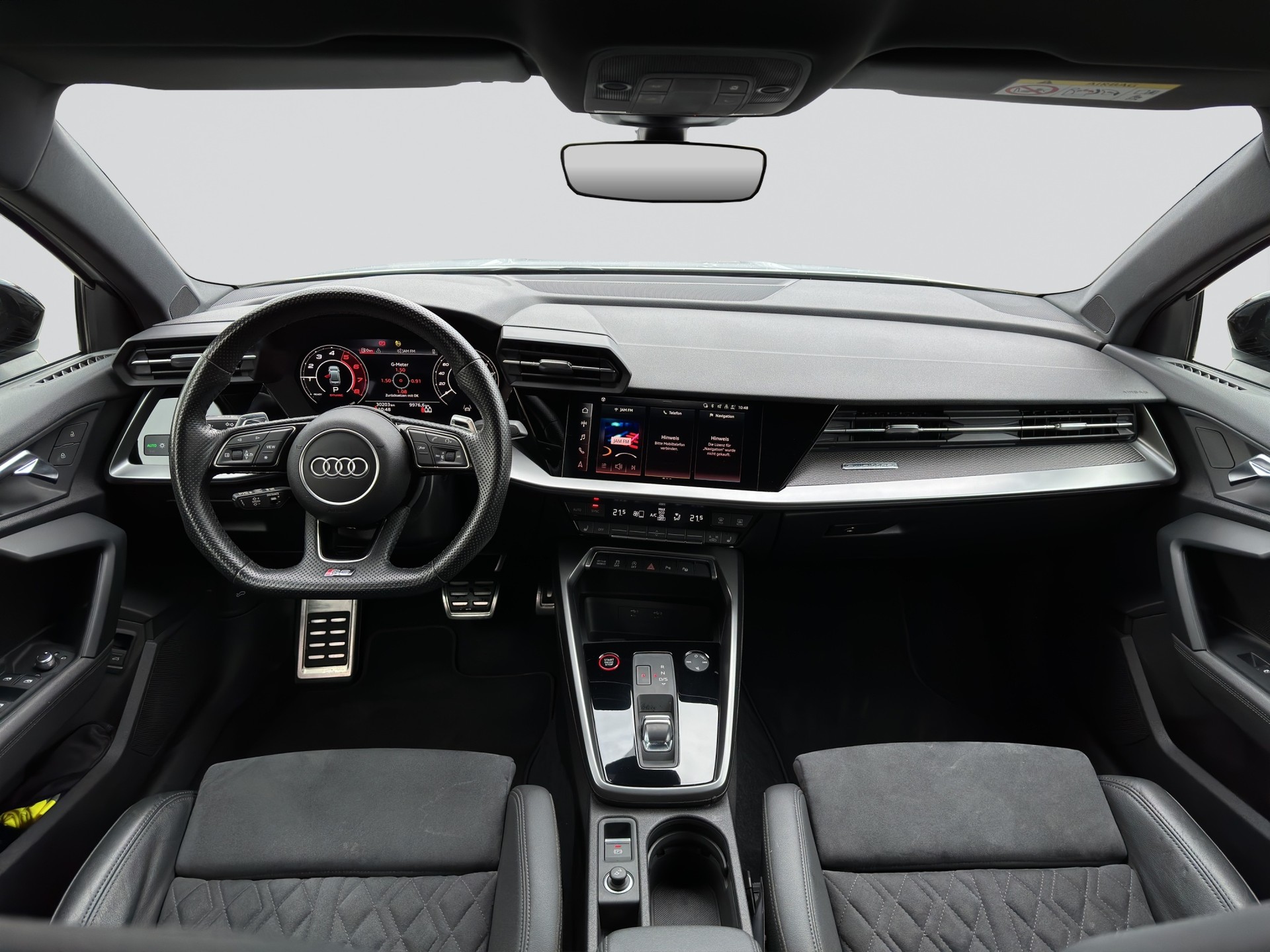 AUDI RS3 Limousine 2.5 TSI quattro Schwarz Plus S-tronic-image-13