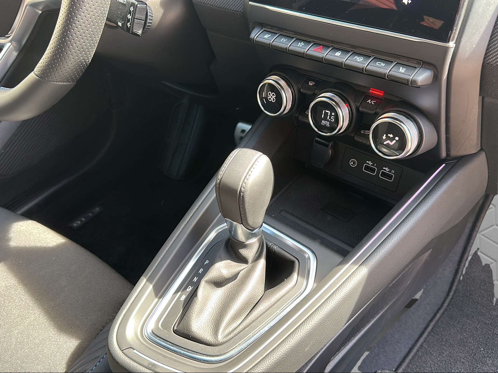 RENAULT Clio 1.6 E-Tech Esprit Alpine-image-14