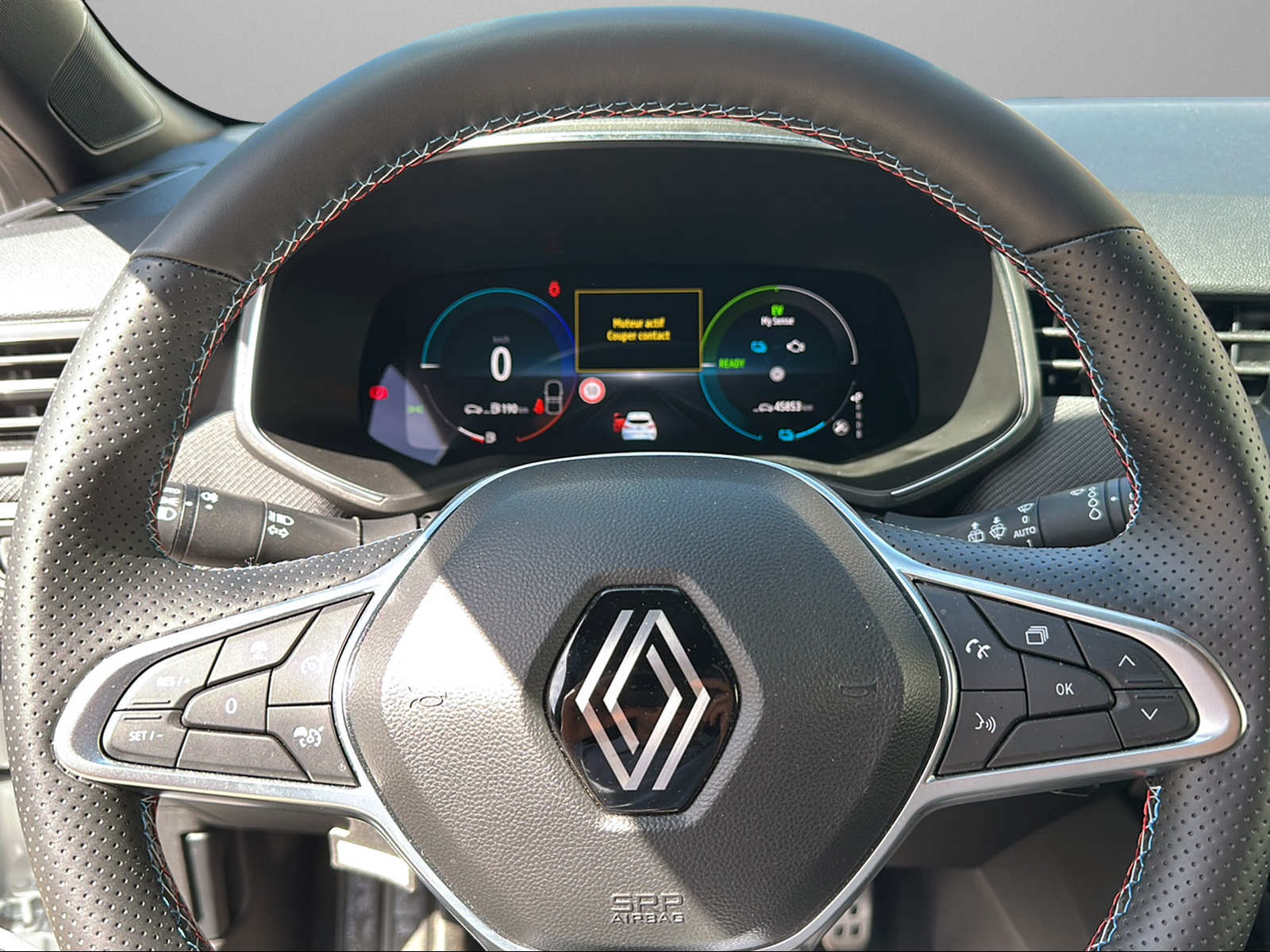 RENAULT Clio 1.6 E-Tech Esprit Alpine-image-13