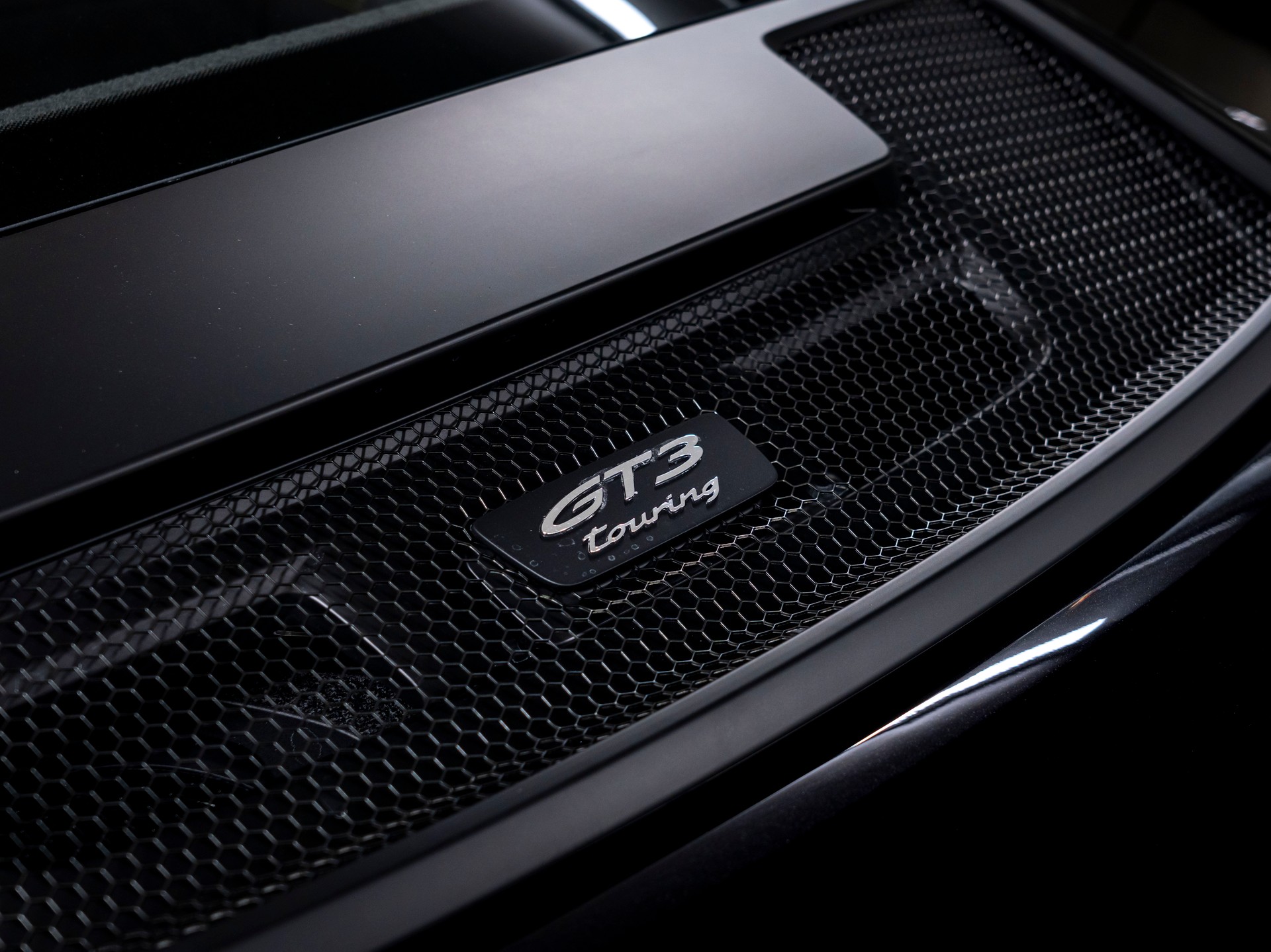 PORSCHE 911 Carrera GT3 Touring-image-10