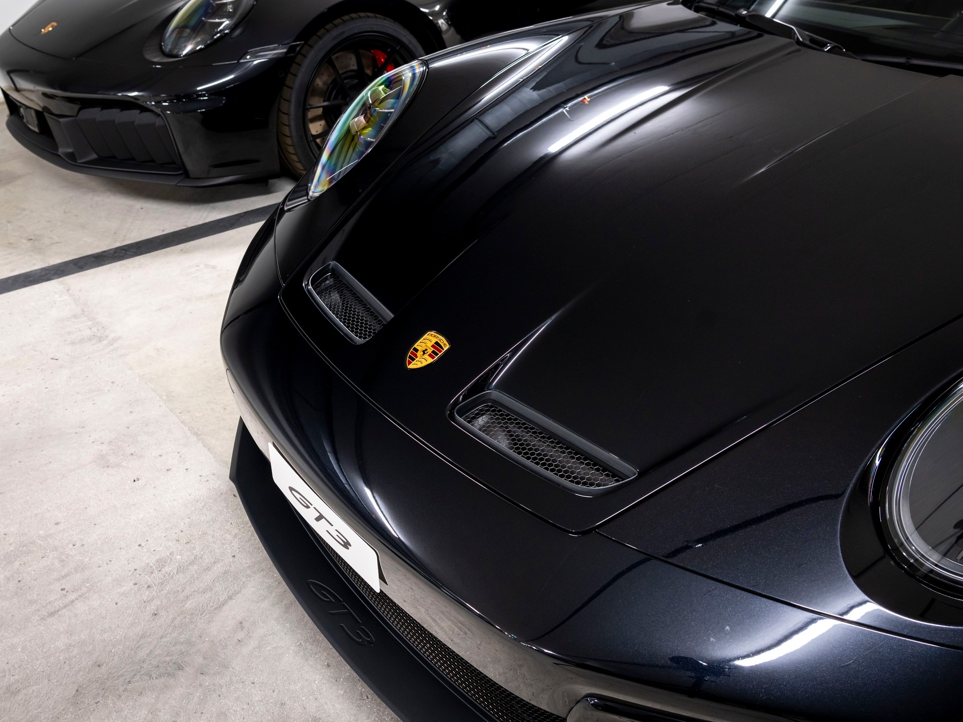PORSCHE 911 Carrera GT3 Touring-image-12