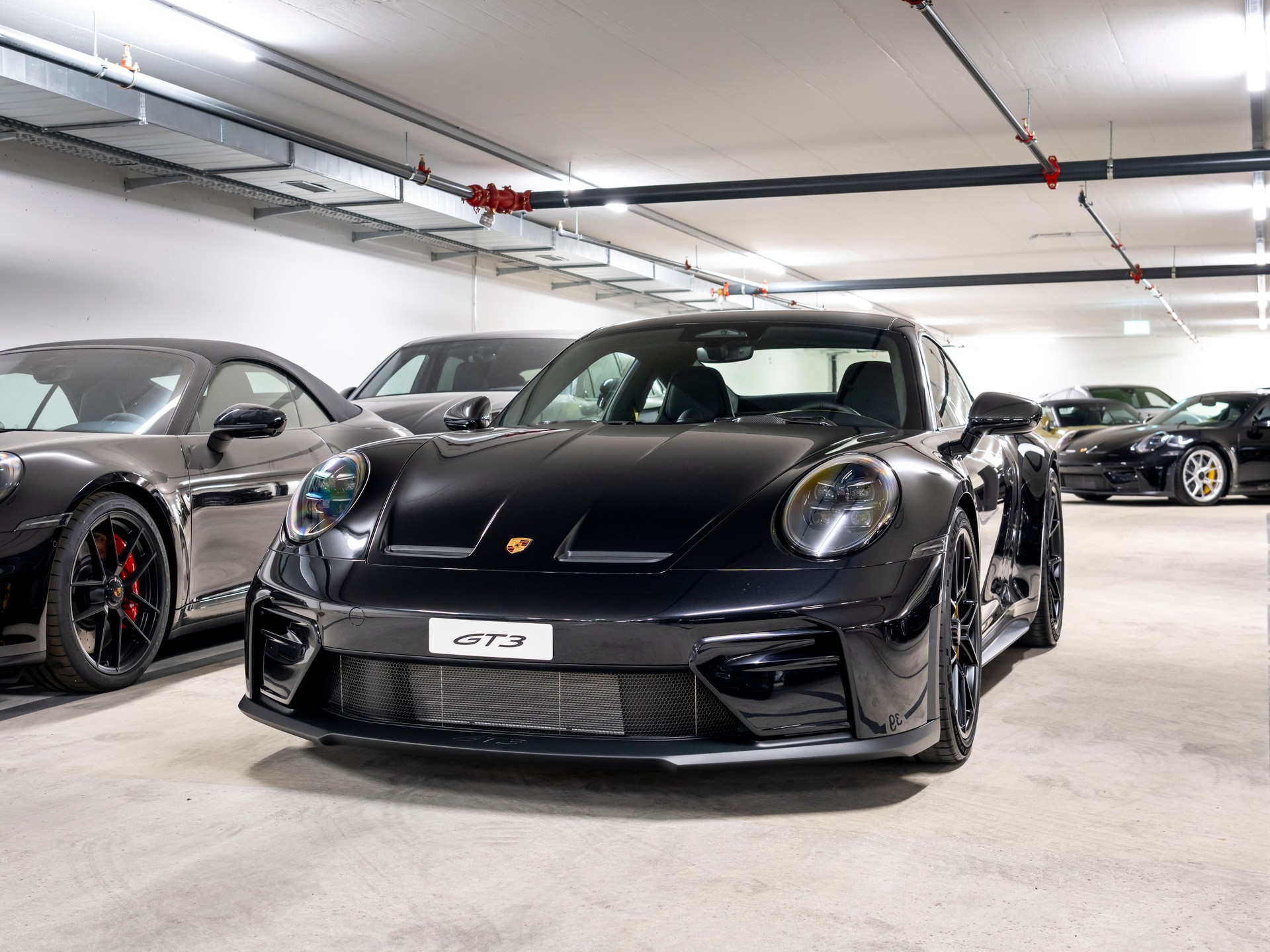 PORSCHE 911 Carrera GT3 Touring-image-0