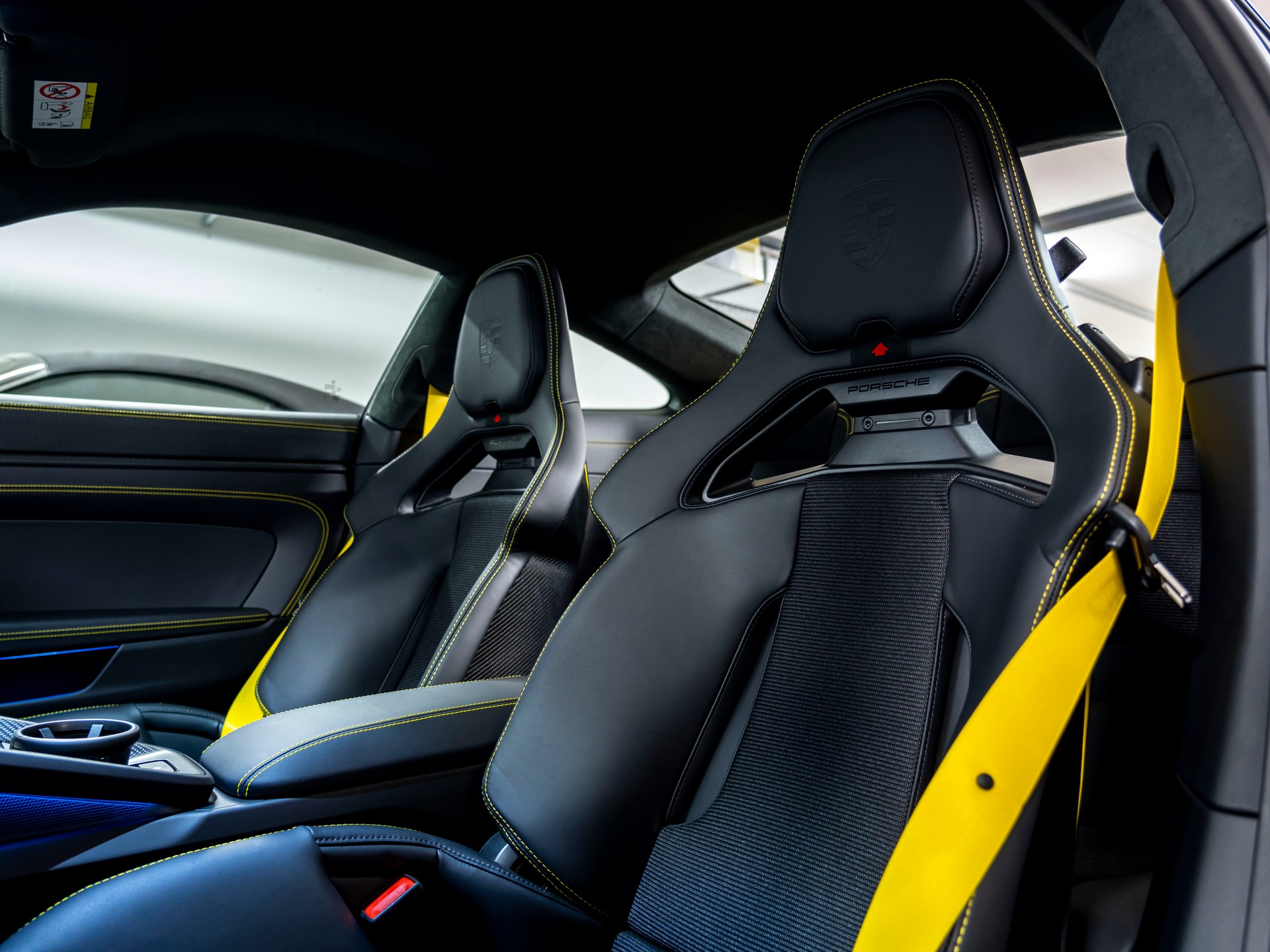 PORSCHE 911 Carrera GT3 Touring-image-15