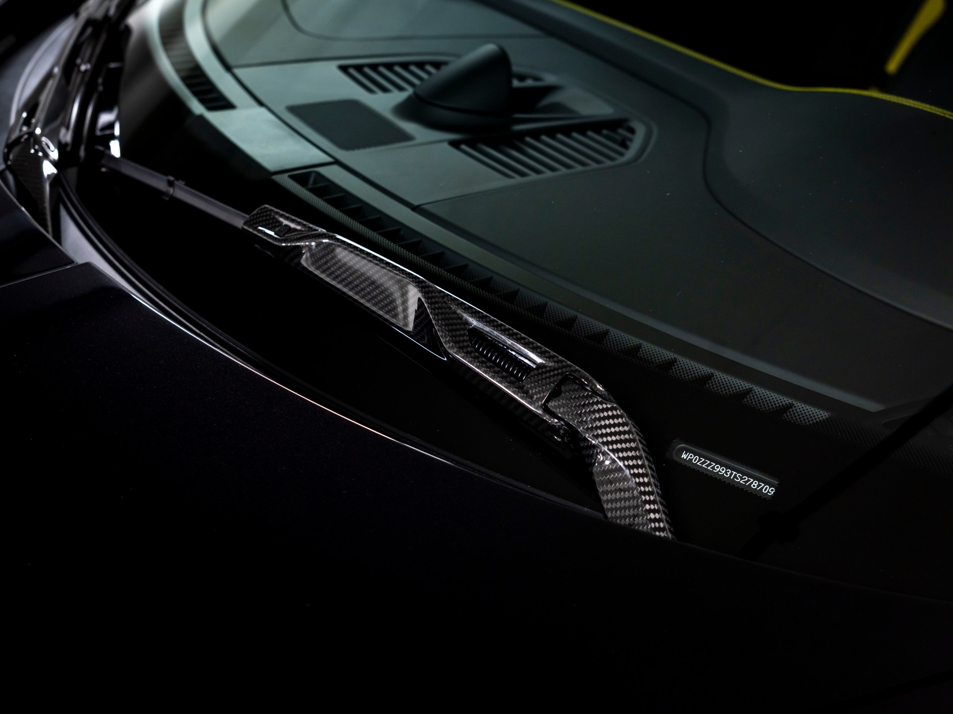 PORSCHE 911 Carrera GT3 Touring-image-11