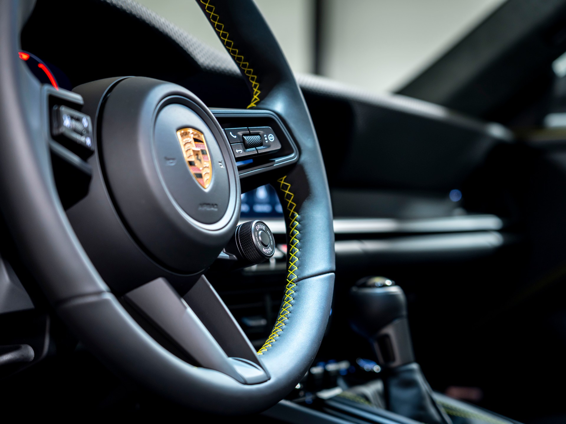 PORSCHE 911 Carrera GT3 Touring-image-18