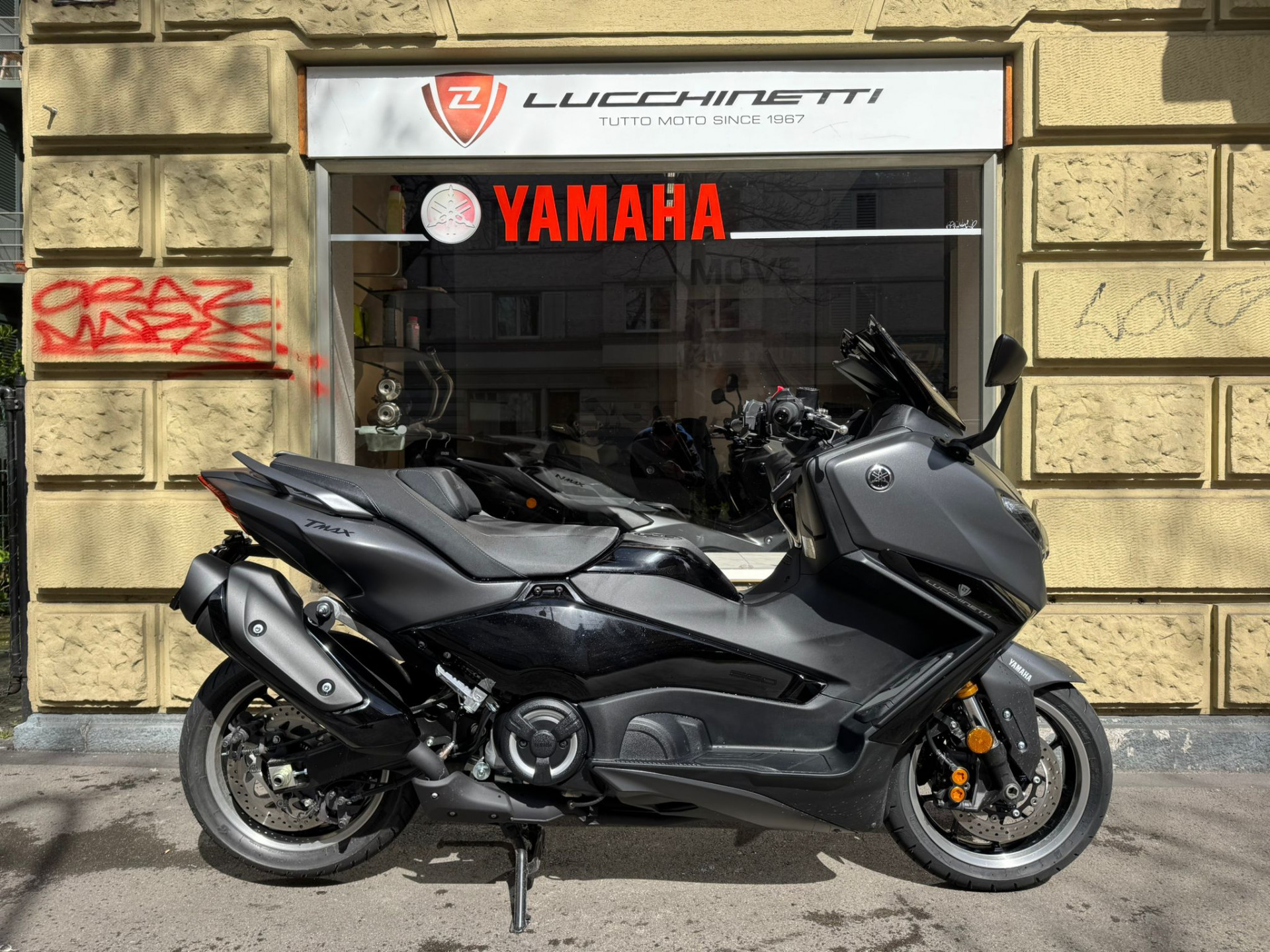 YAMAHA TMax 560 Tech Max