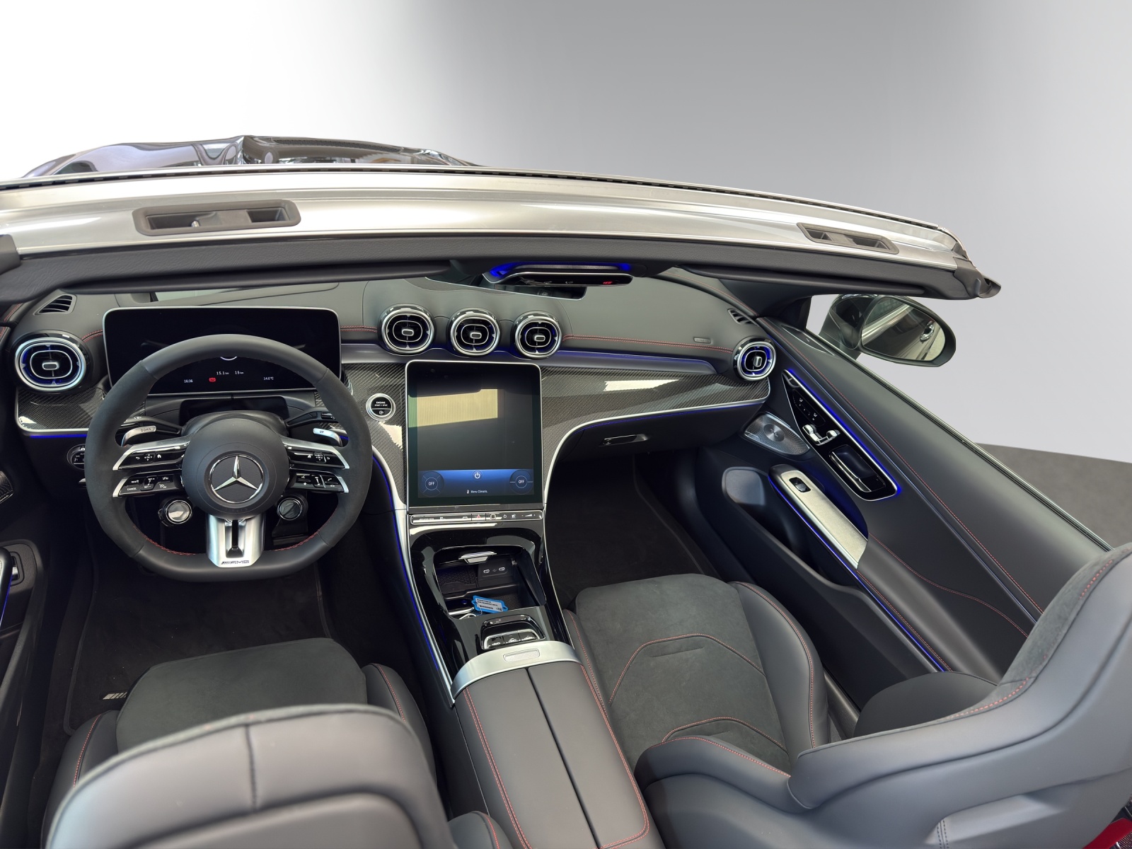 MERCEDES-BENZ CLE AMG 53 Cabrio 4Matic+ 9G-Tronic-image-7