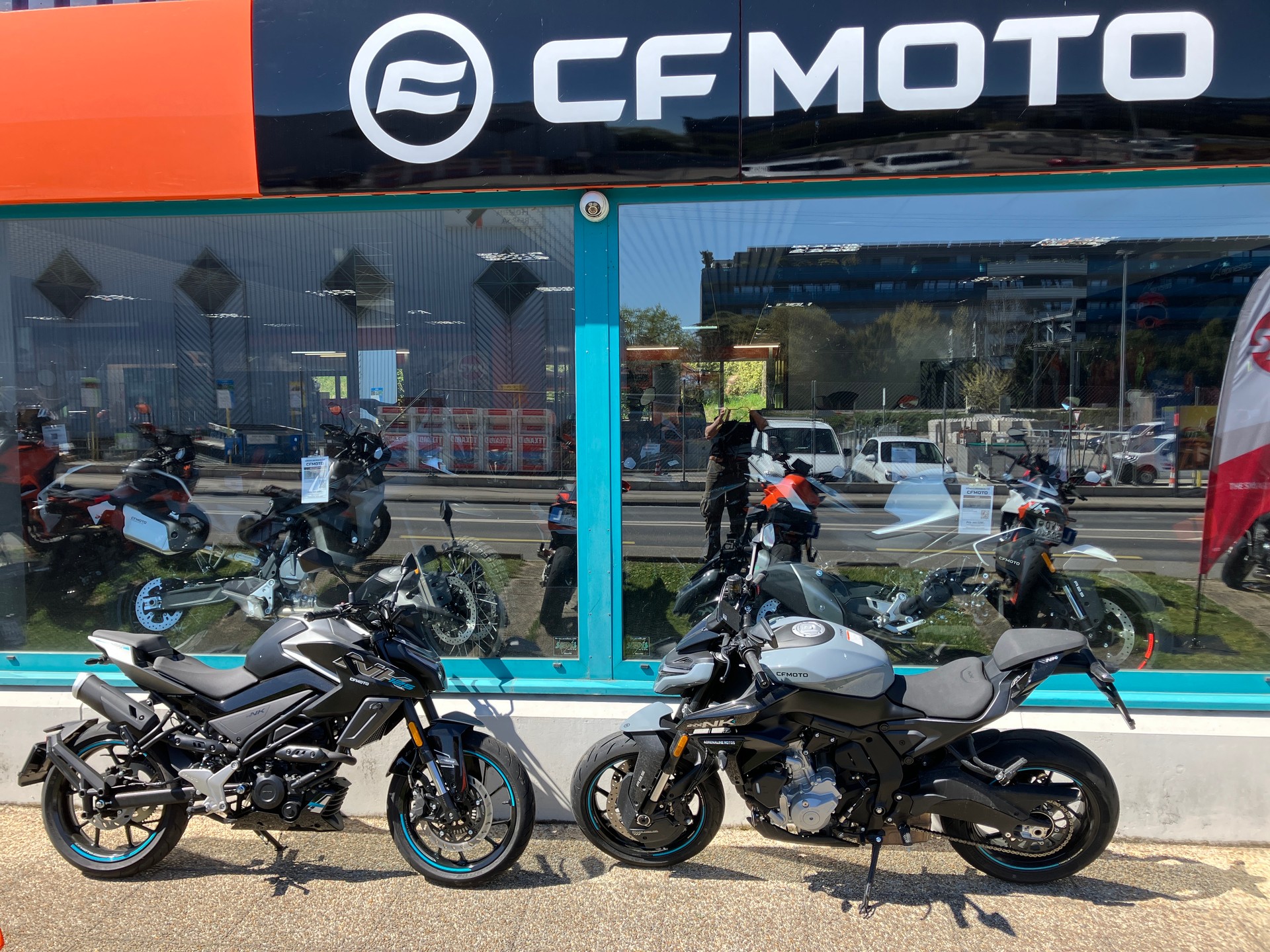 CF MOTO 125NK-showroom-element-2
