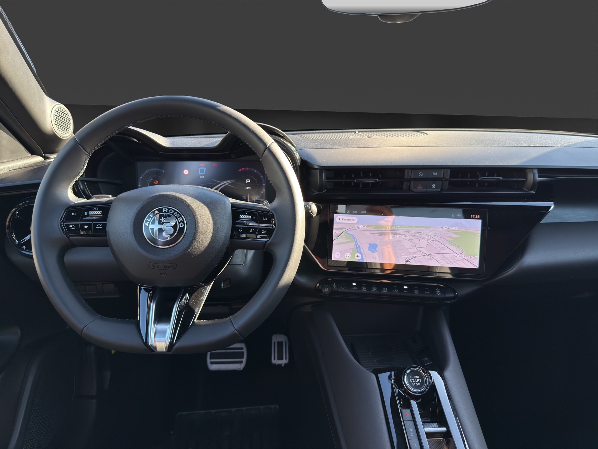 ALFA ROMEO Junior 1.2 48V Hybrid Junior Q4-image-11