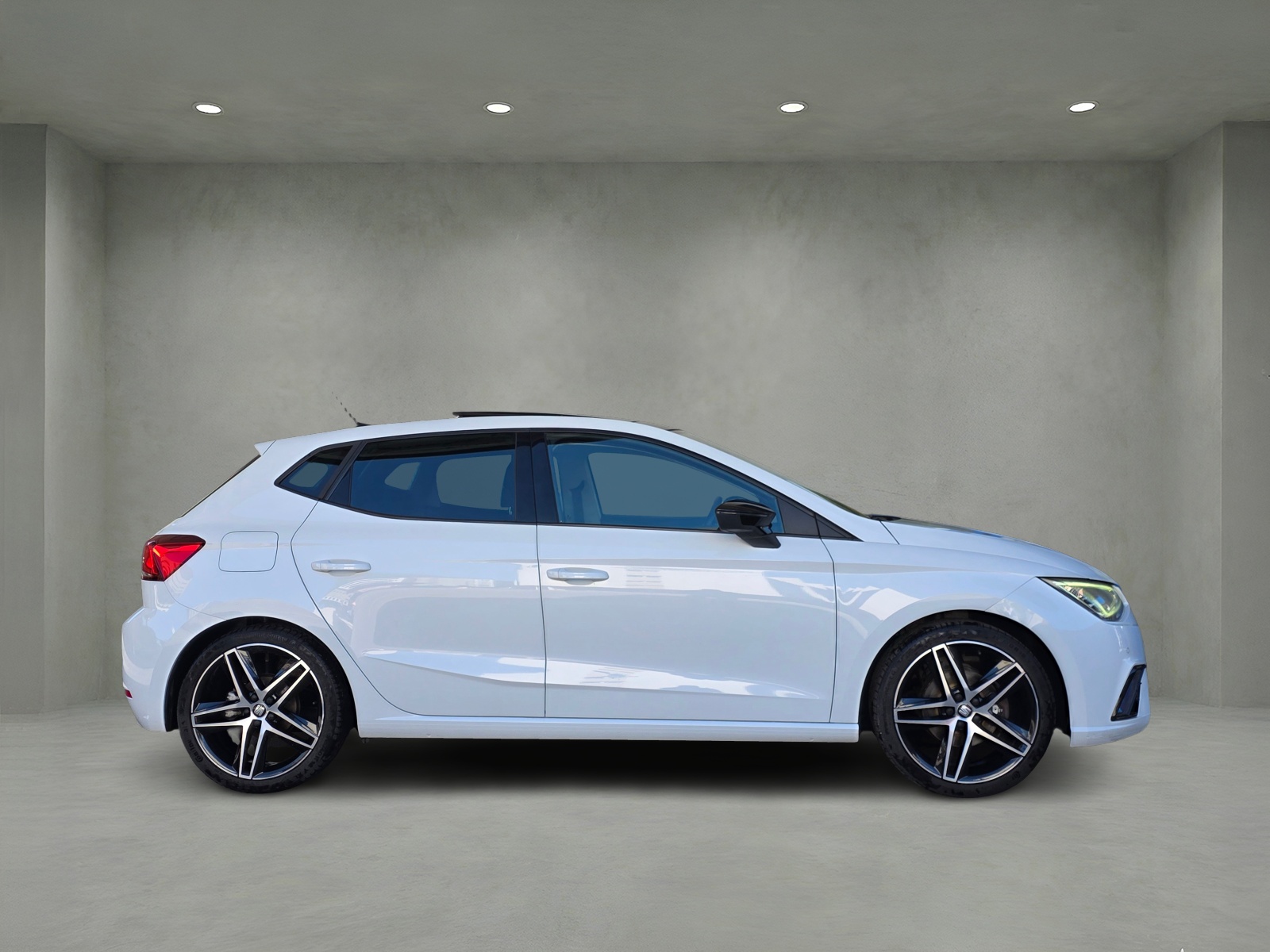 SEAT Ibiza 1.0 EcoTSI DSG Swiss FR-image-8