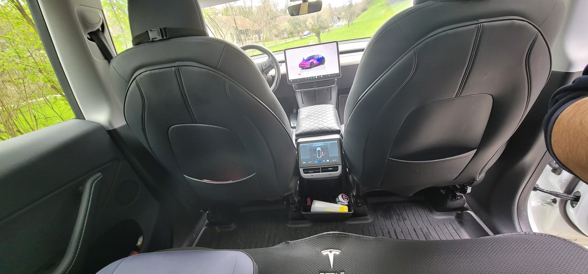 TESLA Model Y Long Range-image-7