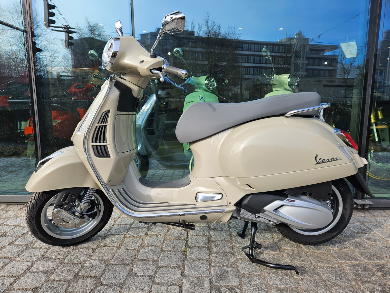 PIAGGIO Vespa GTS 310 RST E5+-showroom-element-2