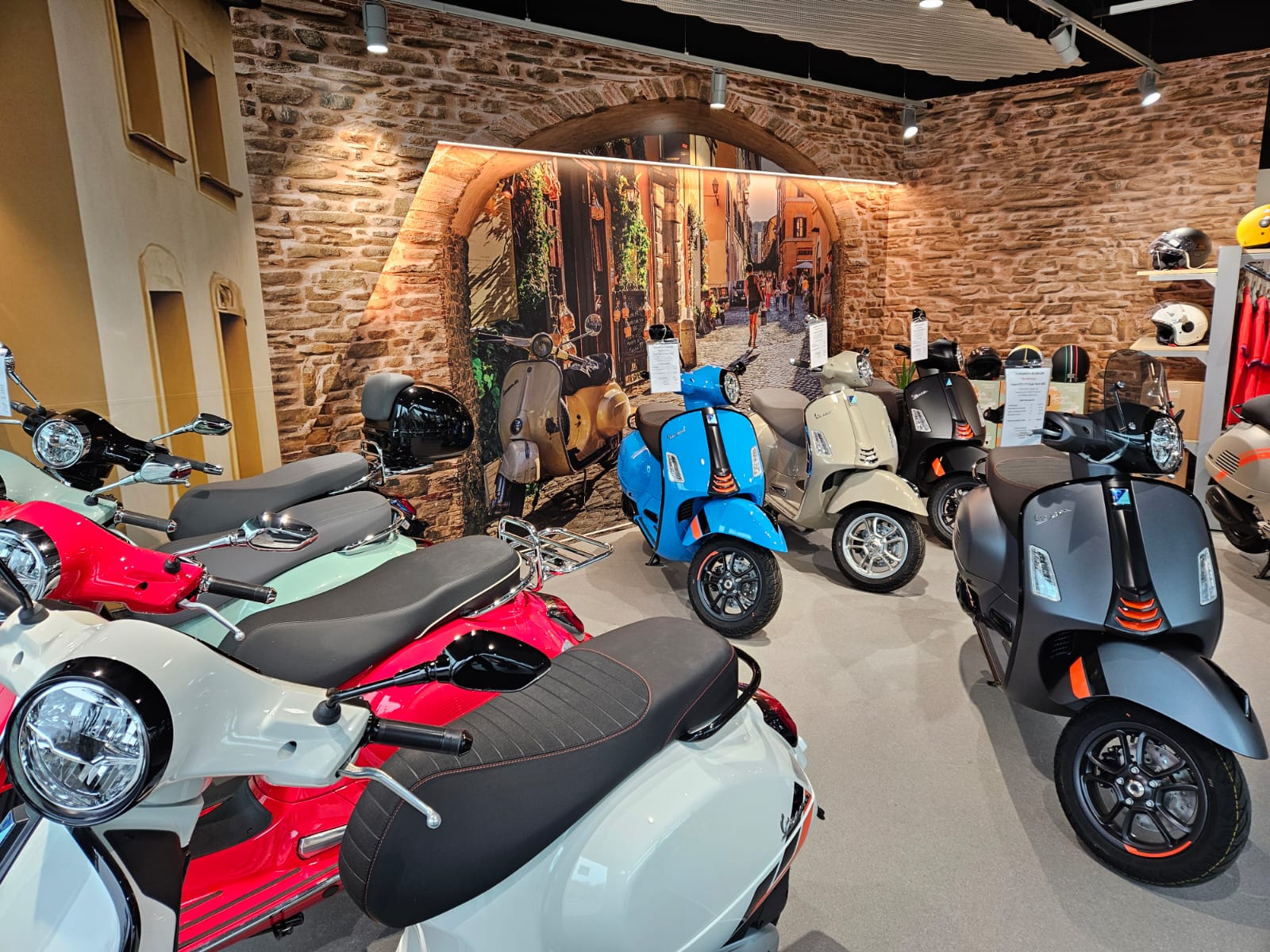 PIAGGIO Vespa GTS 310 RST E5+-image-14