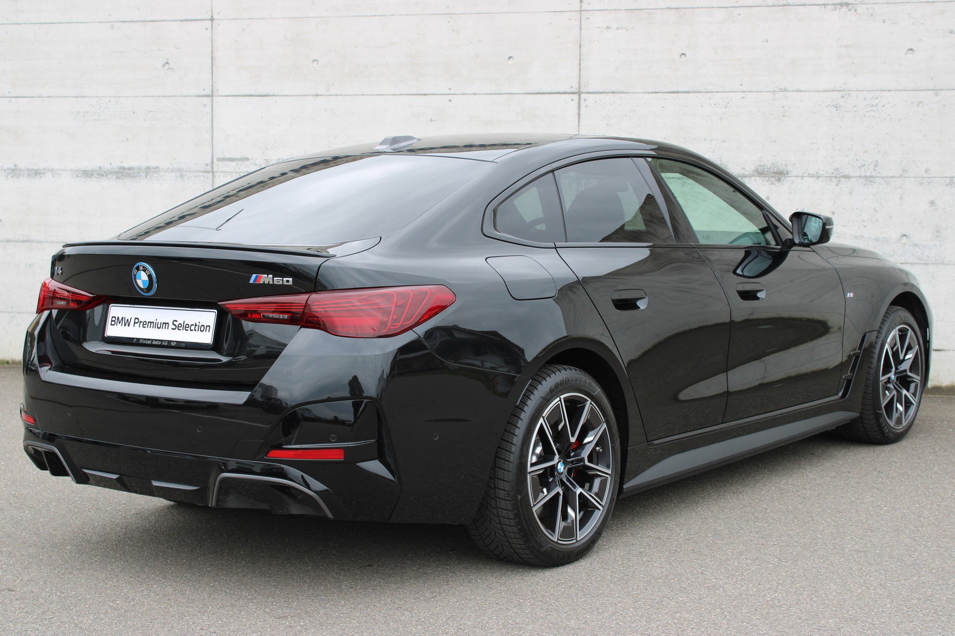BMW i4 M60 M Sport Pro-image-4