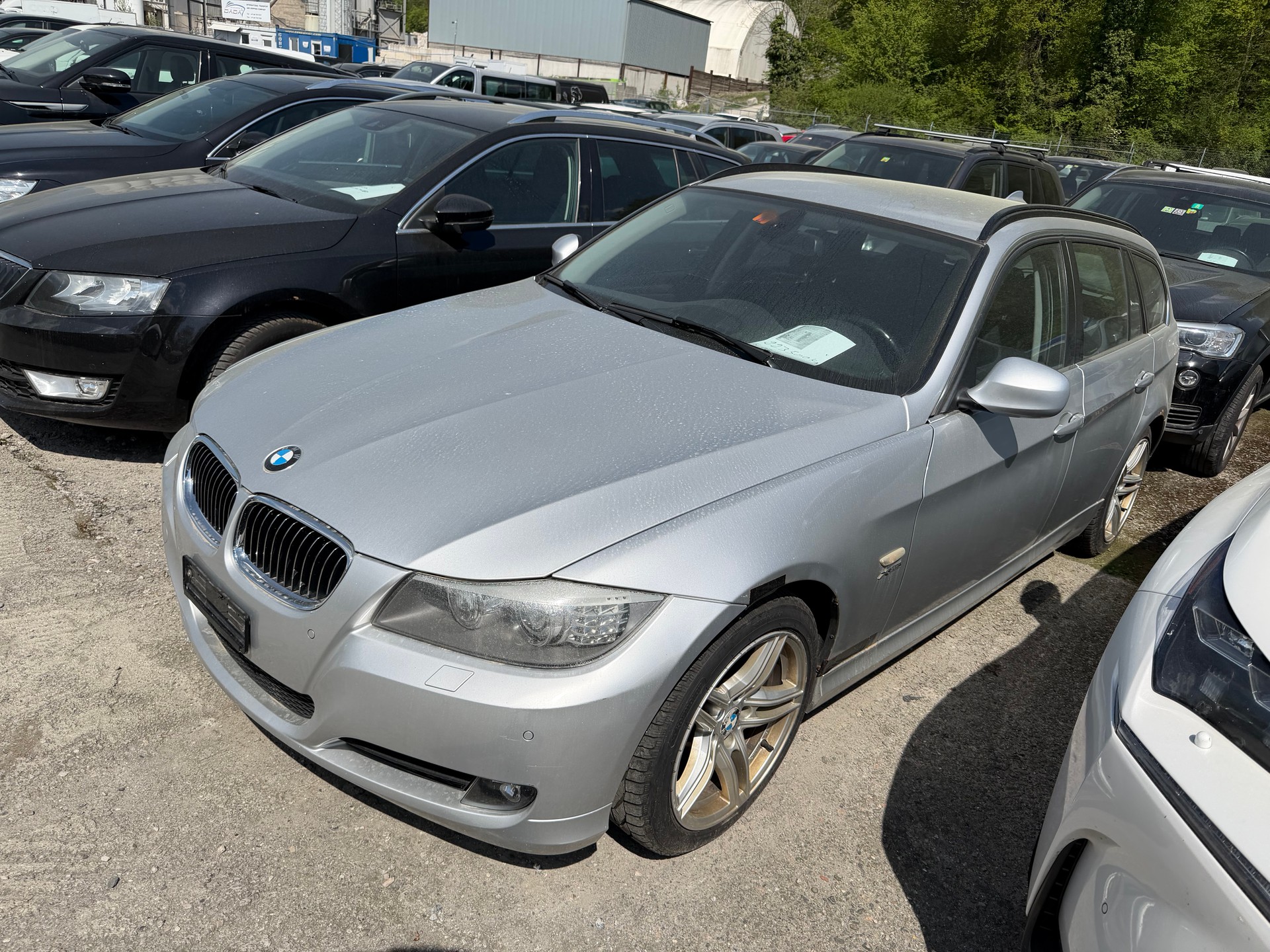 BMW 330d xDrive Touring Steptronic-image-0