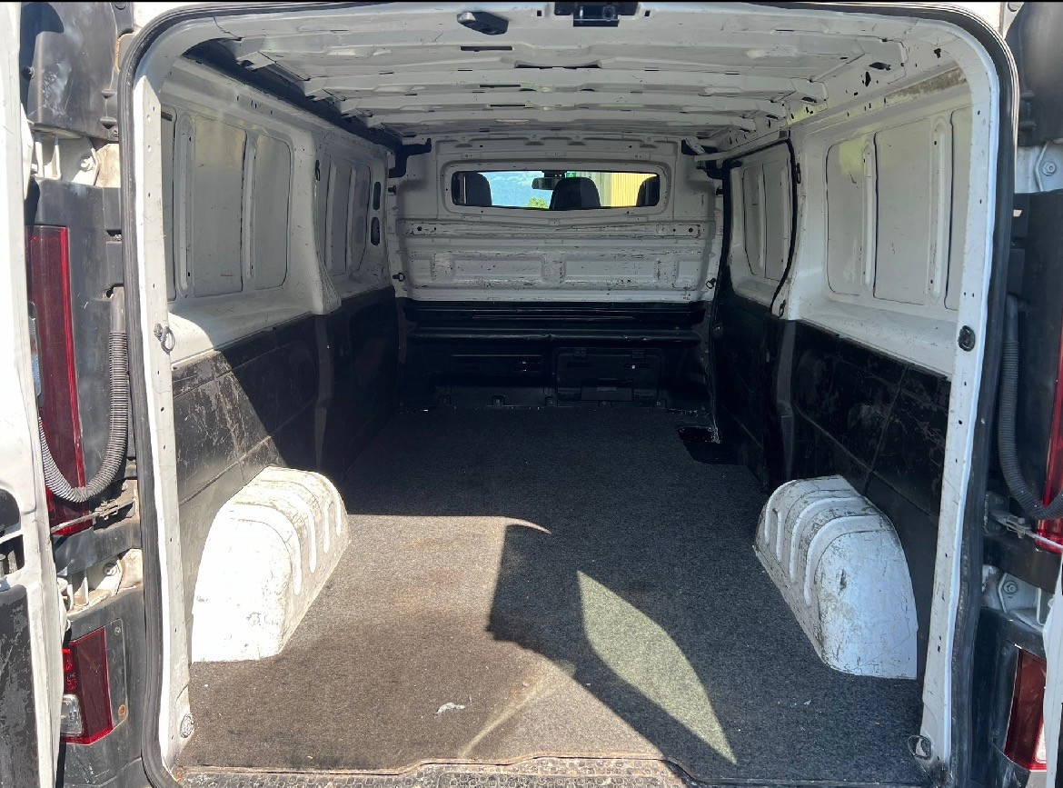 RENAULT Trafic 1.6 ENERGY TwinT. dCi140 2.9t Busin. L2H1-image-3