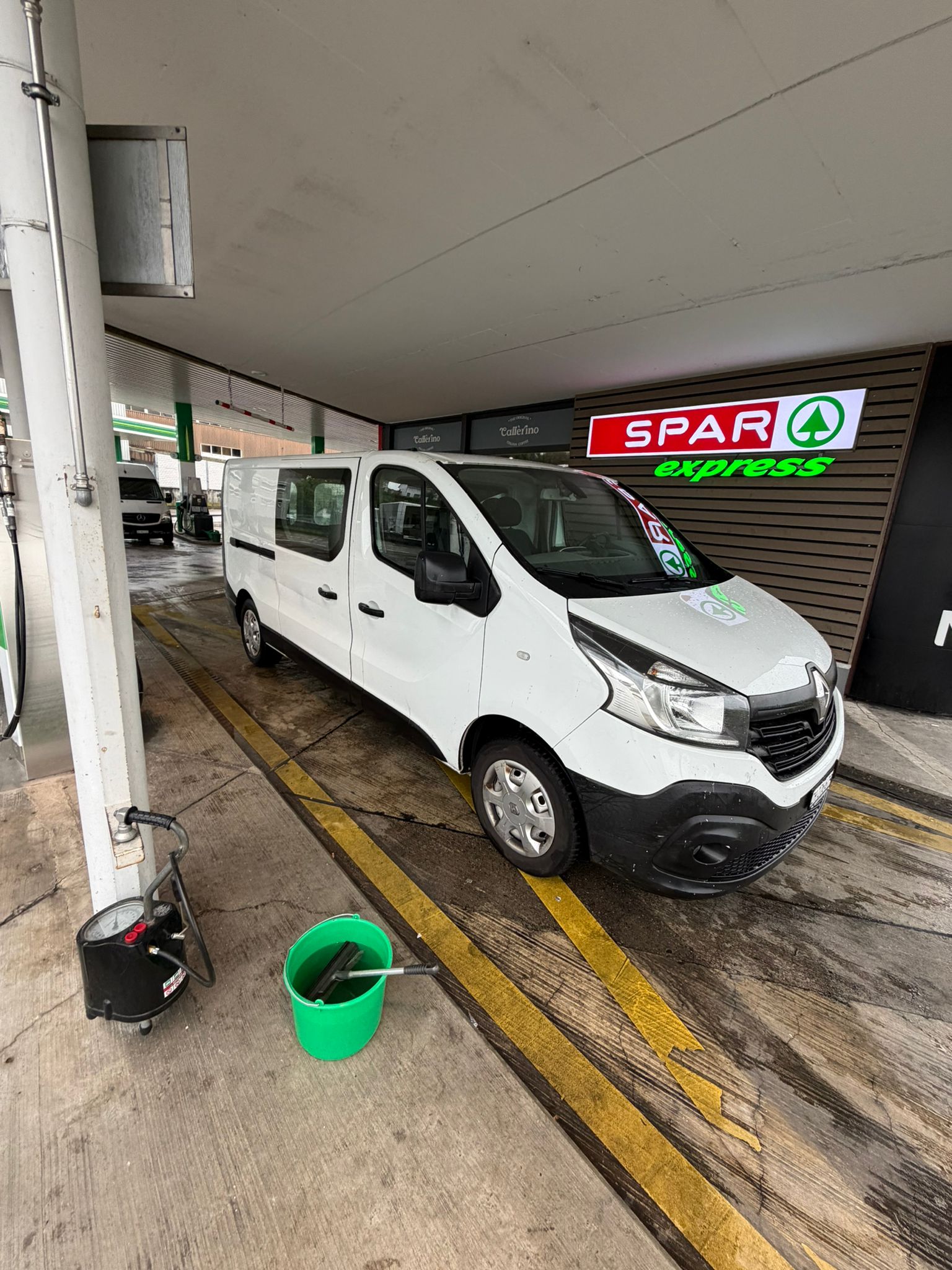RENAULT Trafic 1.6 ENERGY TwinT. dCi140 2.9t Busin. L2H1-image-8