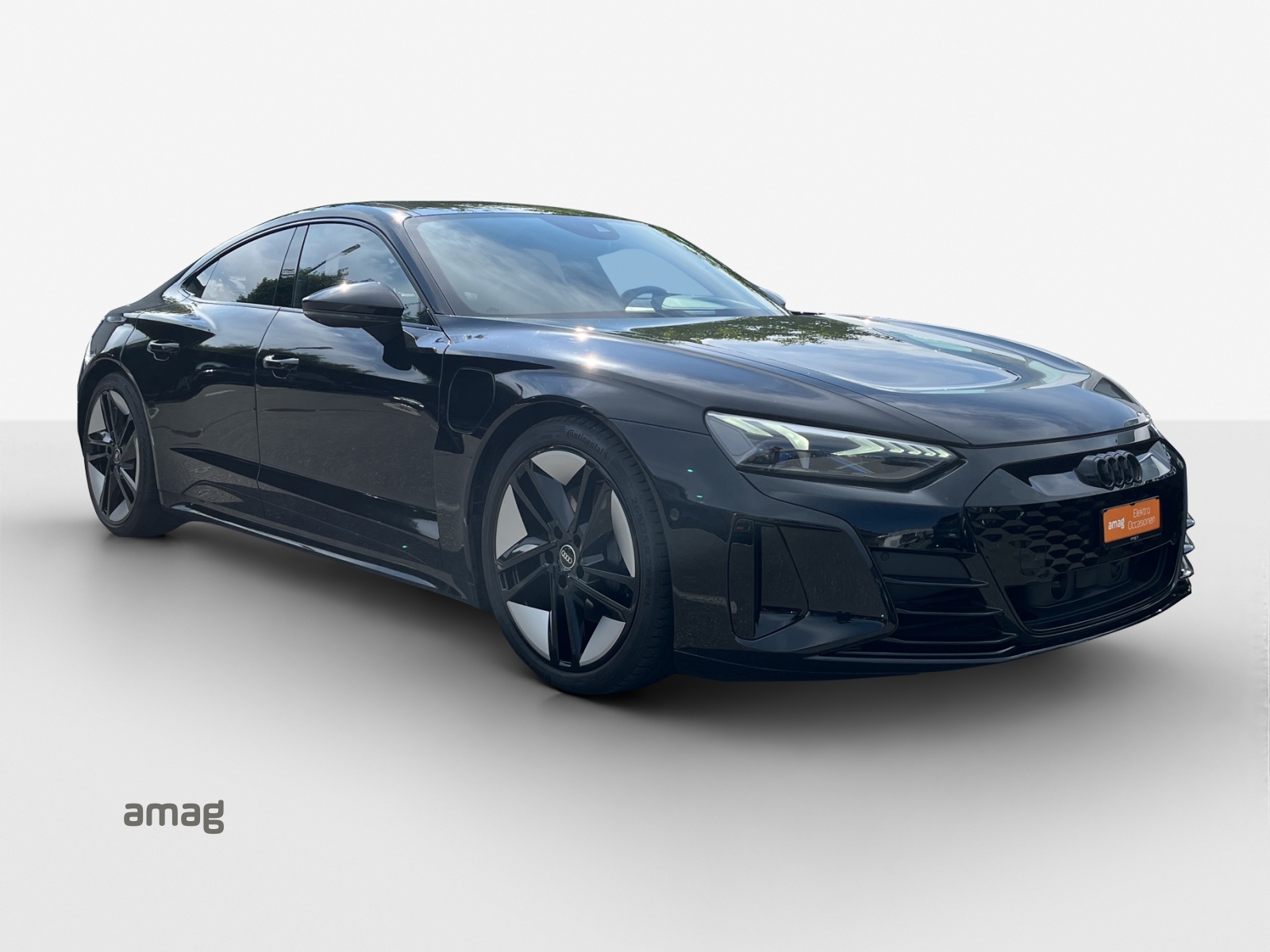 AUDI e-tron GT quattro-image-5