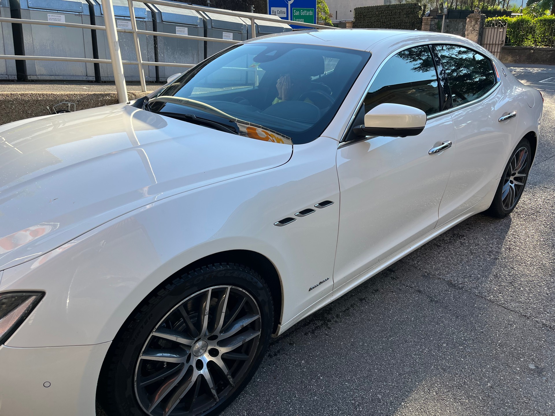 MASERATI Ghibli 3.0 V6 GranLusso Automatica-image-1