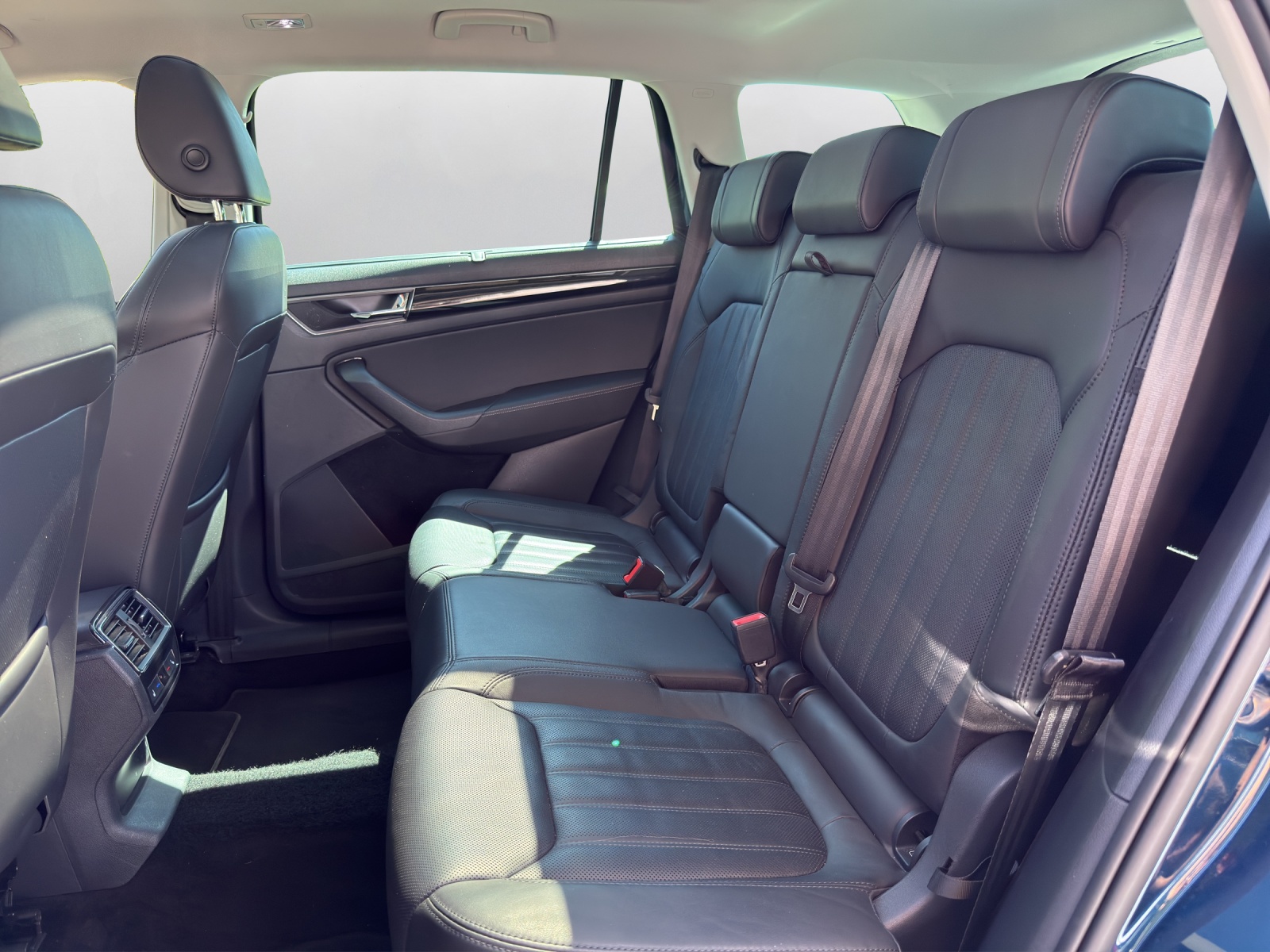 SKODA Kodiaq 2.0 TSI 4x4 L&K-image-10
