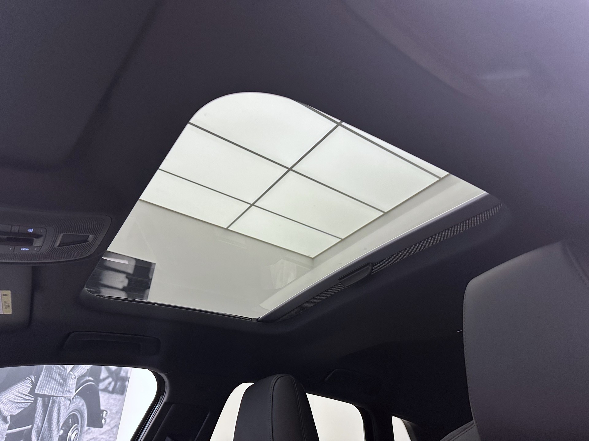 AUDI RS3 Sportback 2.5 TSI quattro S-tronic-image-21